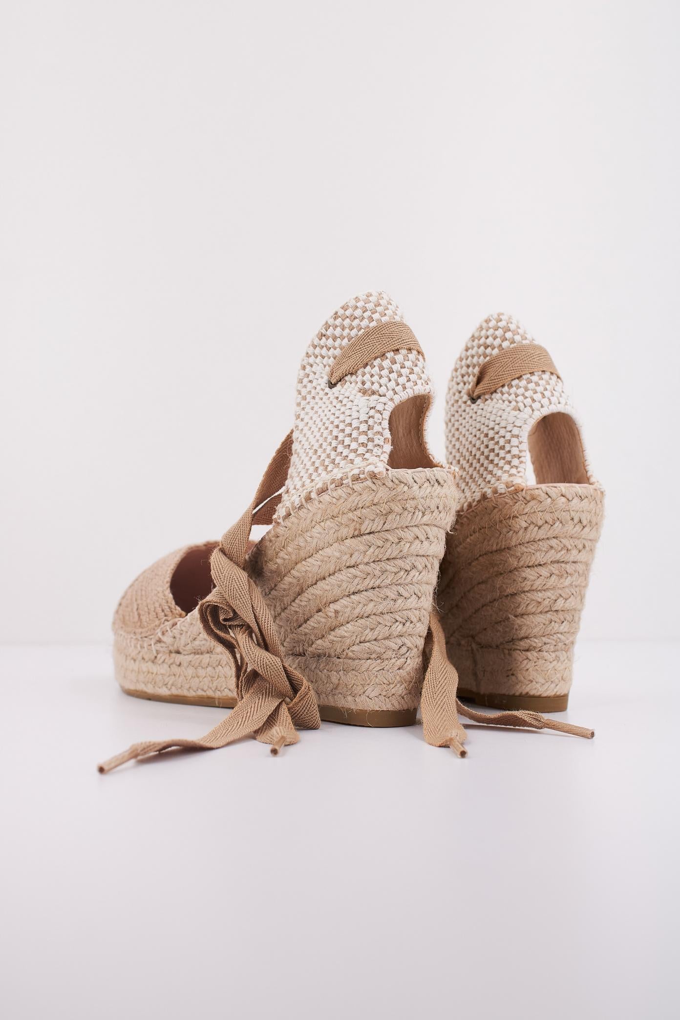 MACARENA DENIS en color MARRON CLARO (4)