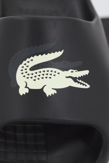 LACOSTE SERVE SLIDE . CFA en color NEGRO (4)