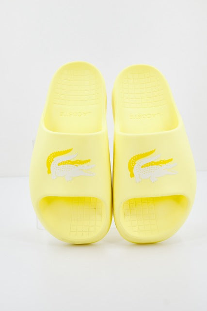 LACOSTE SERVE SLIDE . CFA en color AMARILLO (1)