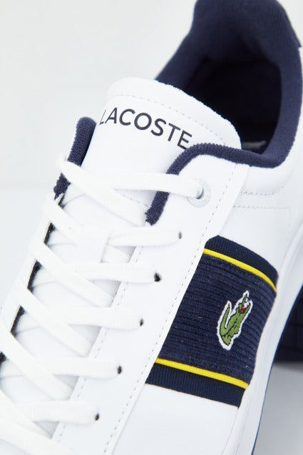 LACOSTE CARNABY PRO CGR SMA en color BLANCO (3)