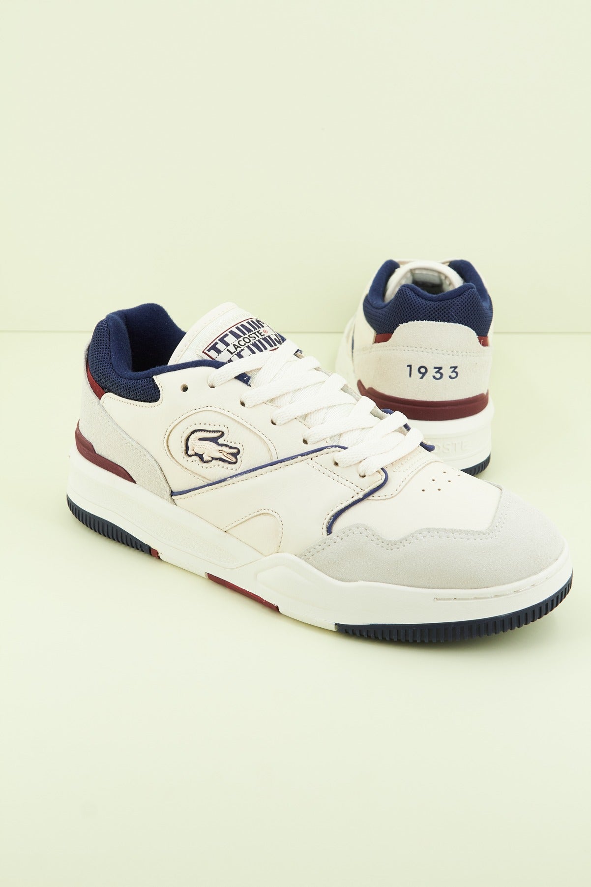 LACOSTE LINESHOT en color BEIS (1)