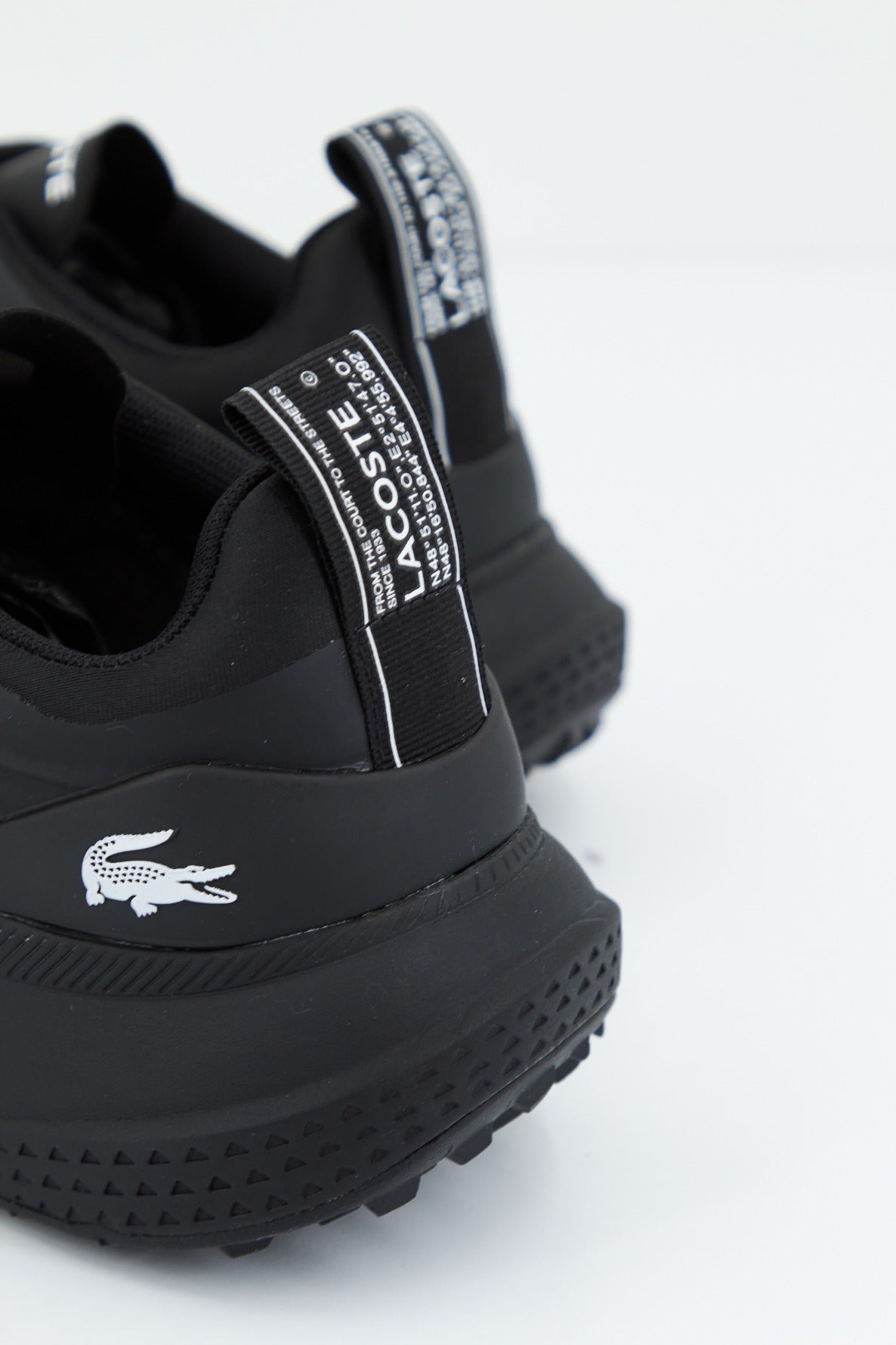 LACOSTE ACTIVE SFA en color NEGRO (3)