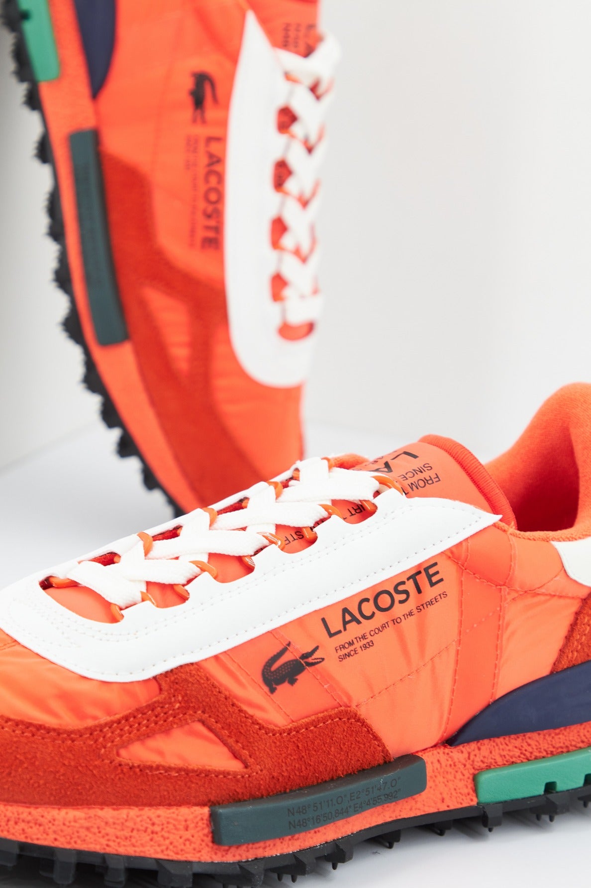 LACOSTE ELITE ACTIVE en color NARANJA (4)