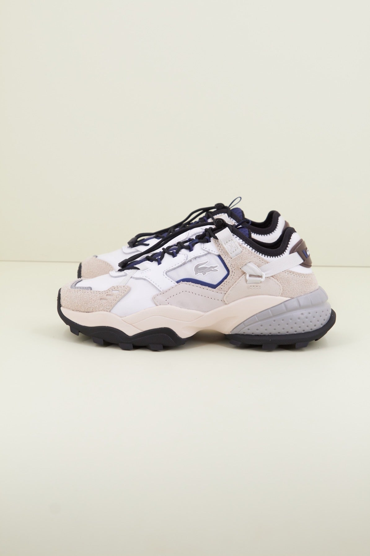 LACOSTE L-GUARD BREAKER SFA en color BEIS (1)