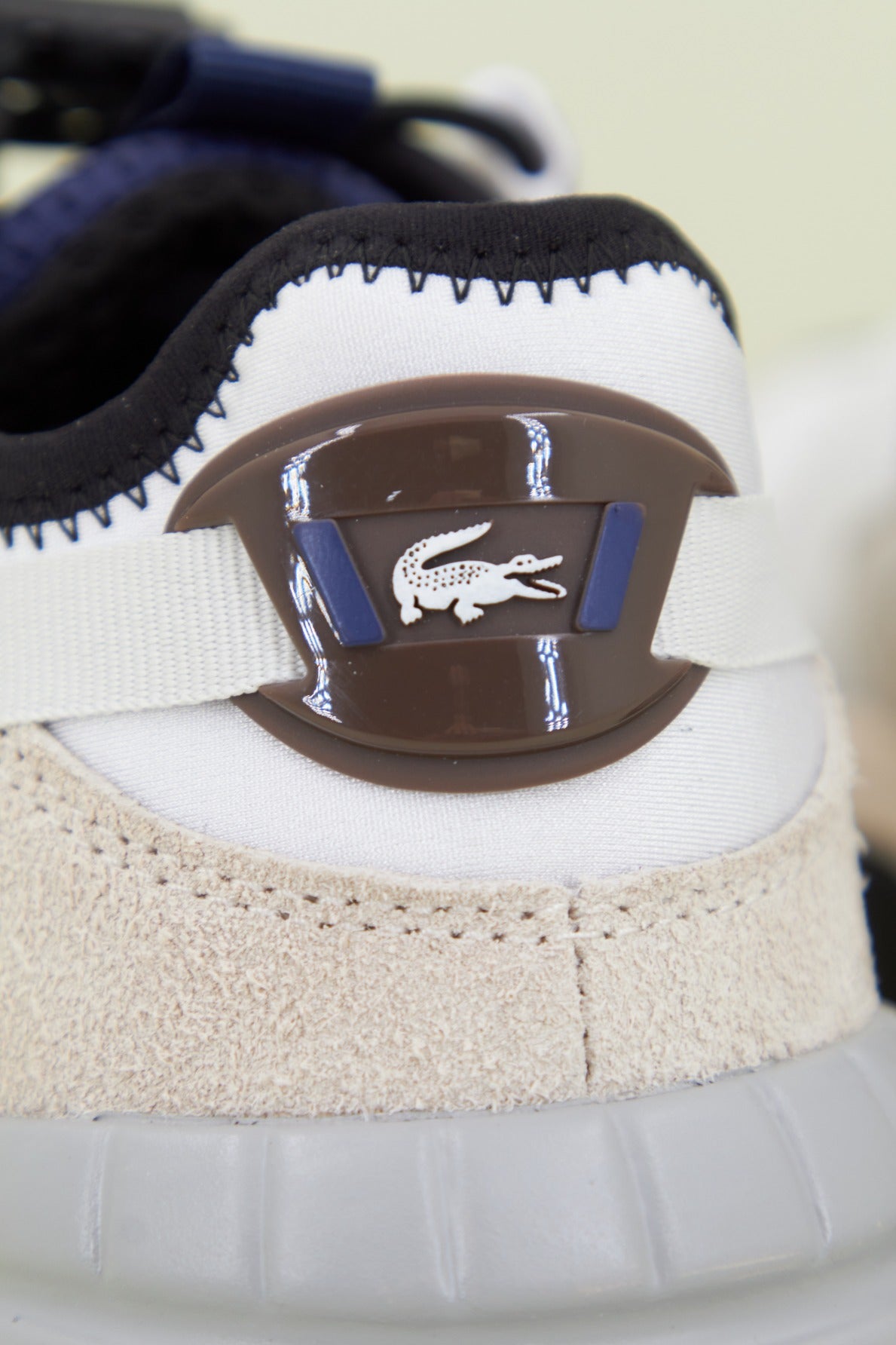LACOSTE L-GUARD BREAKER SFA en color BEIS (3)