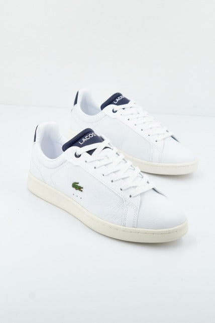 LACOSTE CARNABY PRO SFA en color BLANCO (1)