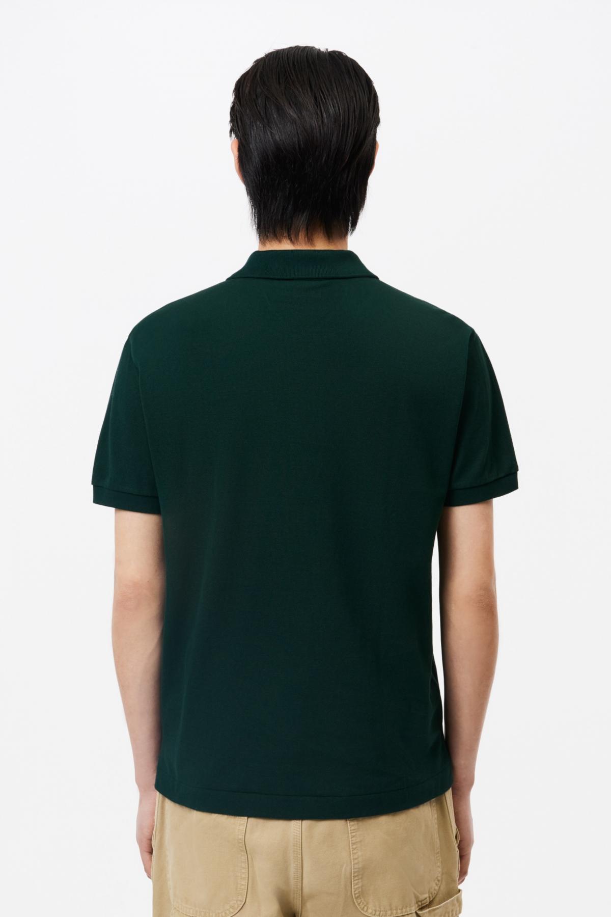 LACOSTE L SHORT SLEEVED RIBBED COLLAR S en color VERDE (3)