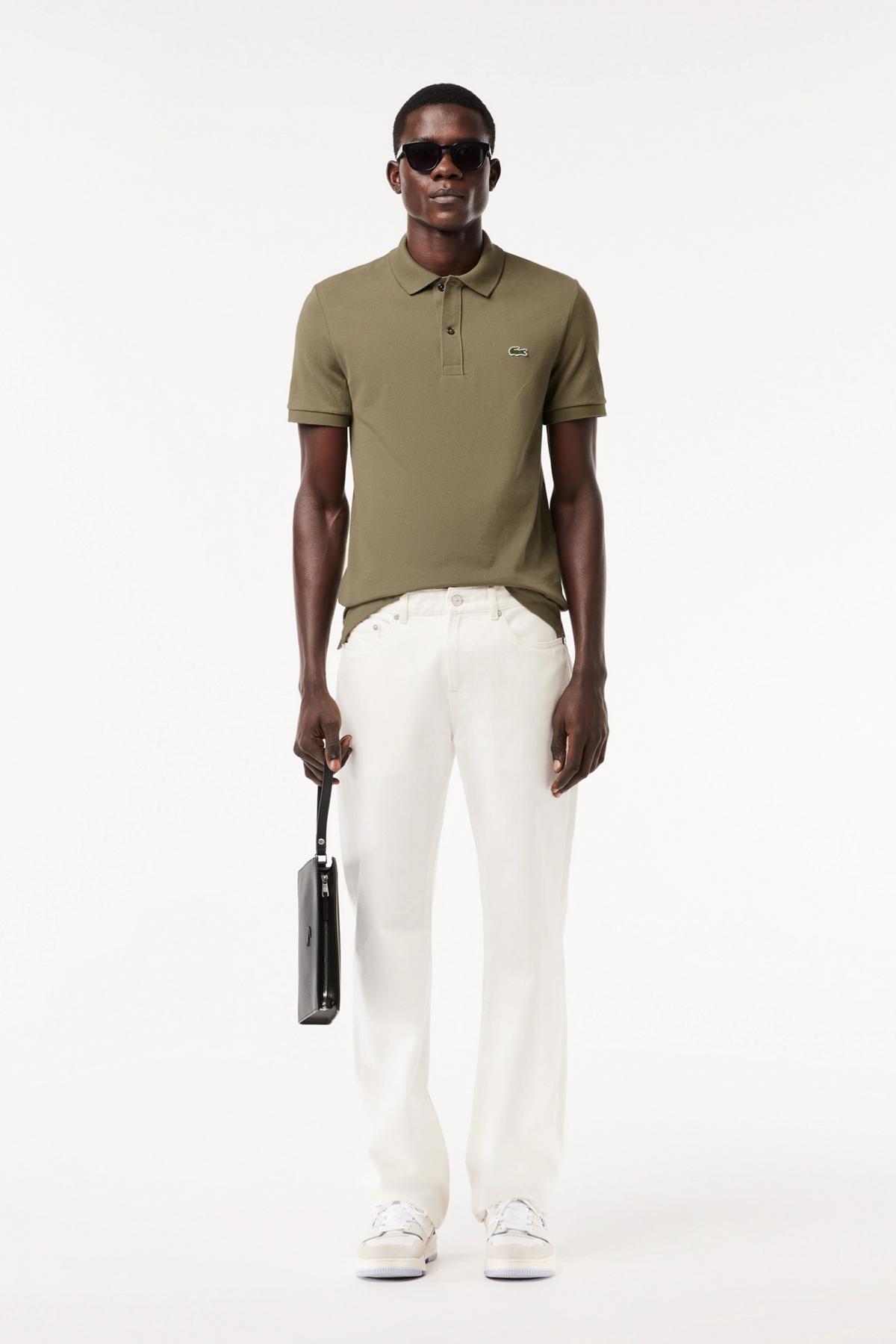 LACOSTE L SHORT SLEEVED RIBBED COLLAR S en color VERDE (4)
