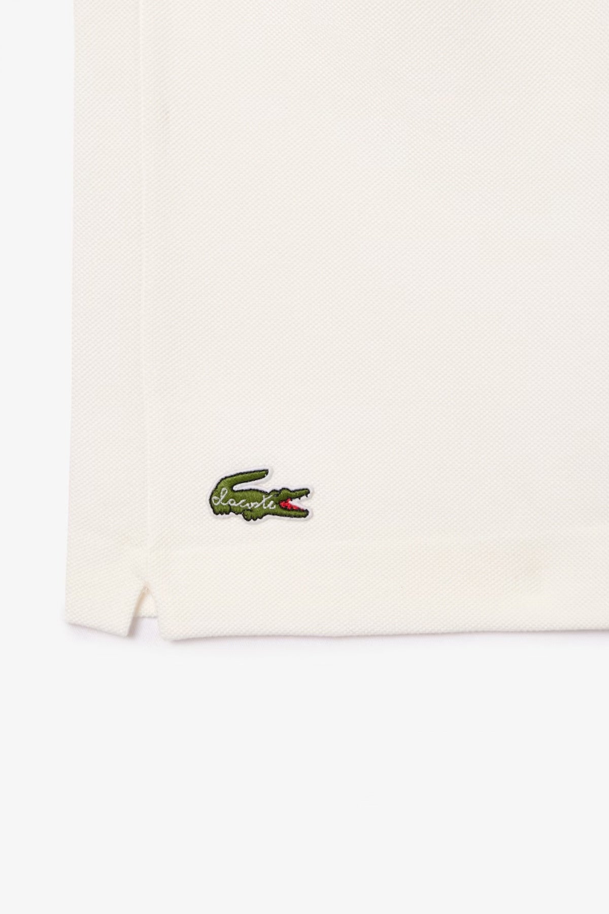 LACOSTE SHORT SLEEVED RIBBED COLLAR en color BLANCO (3)