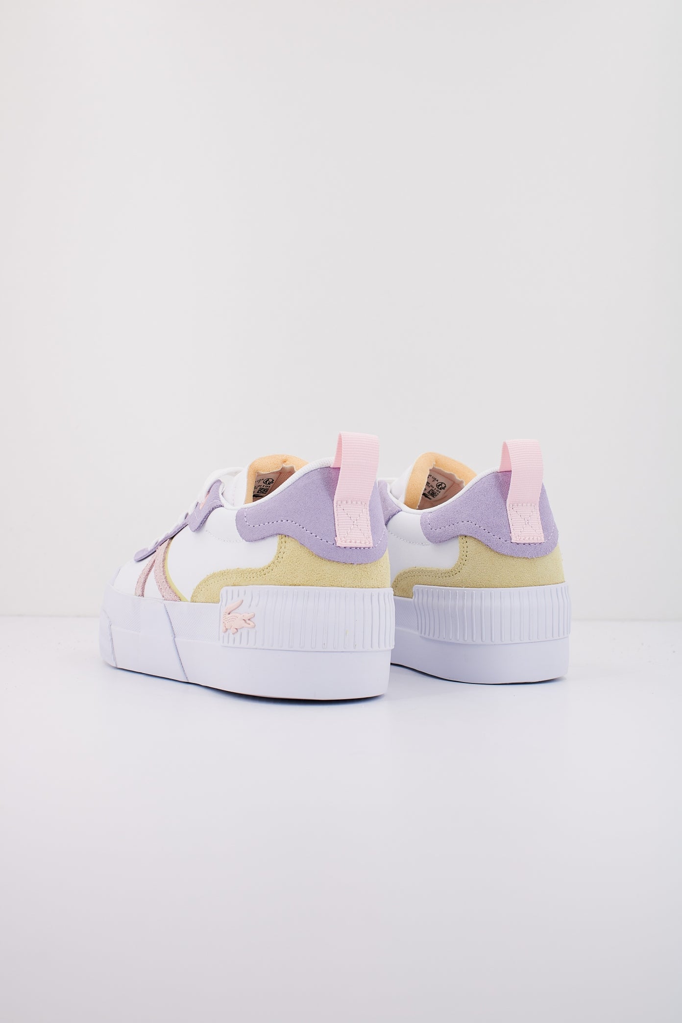 LACOSTE LEATHER en color BLANCO (3)