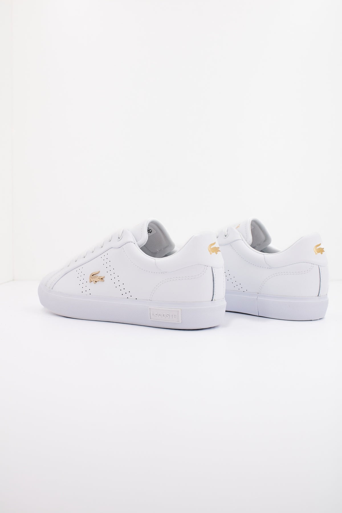 LACOSTE POWERCOURT . LEATHER en color BLANCO (3)