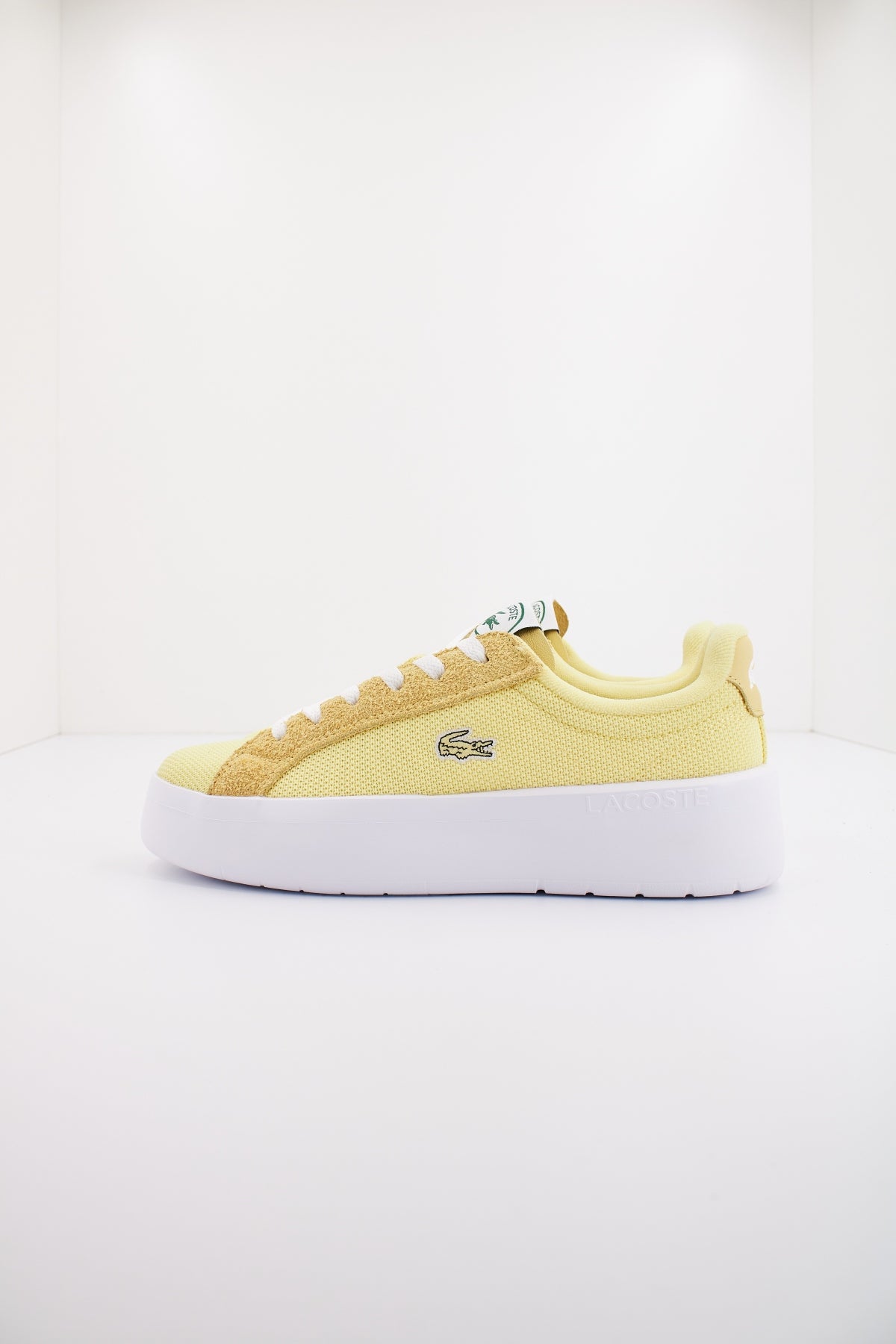 LACOSTE CARNABY PLATFORM LITE TEX en color AMARILLO (1)
