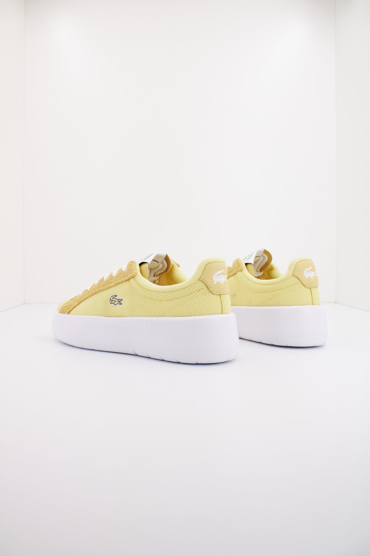 LACOSTE CARNABY PLATFORM LITE TEX en color AMARILLO (3)