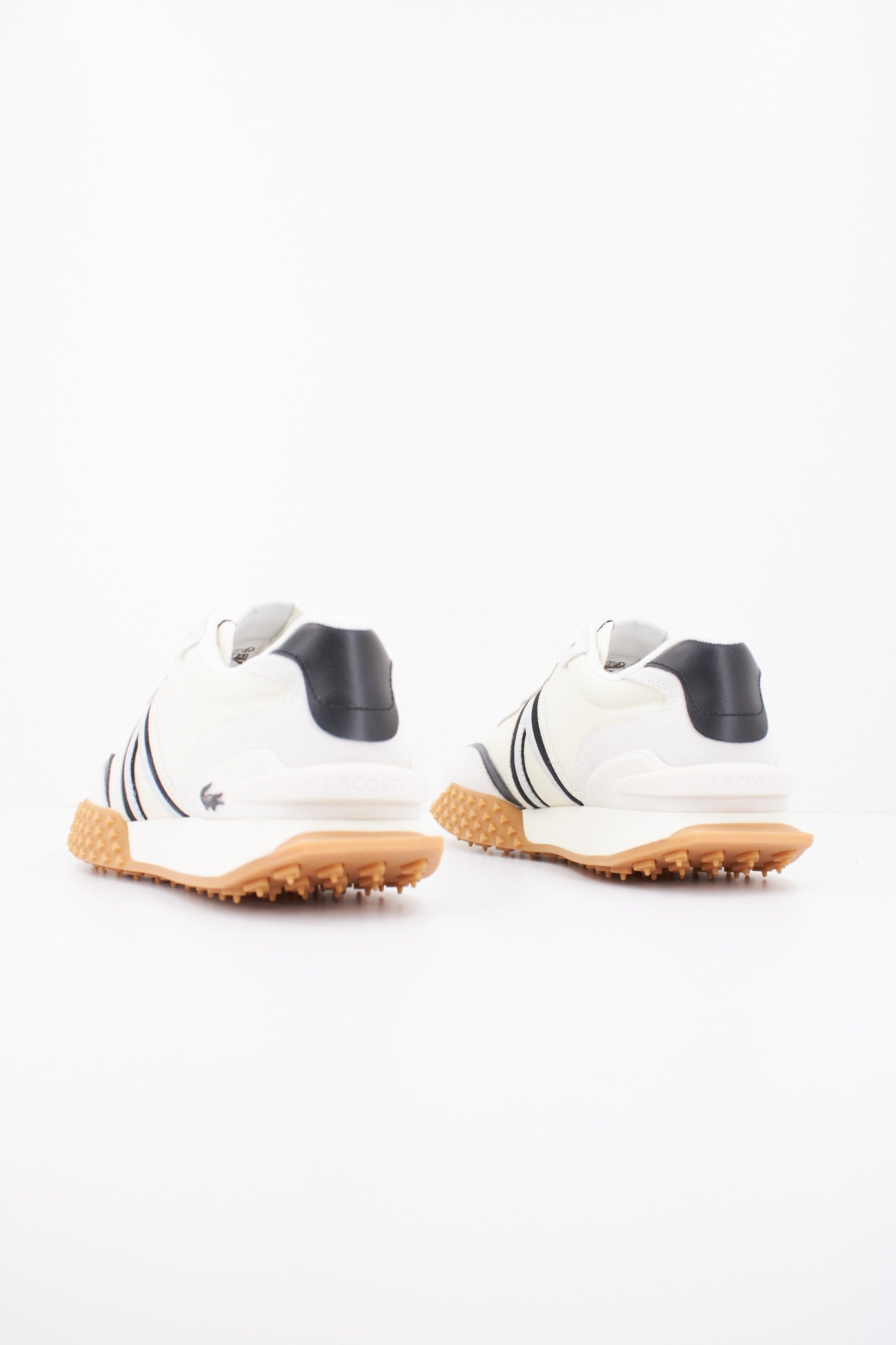 LACOSTE L-SPIN DELUXE LEATHER en color BEIS (3)