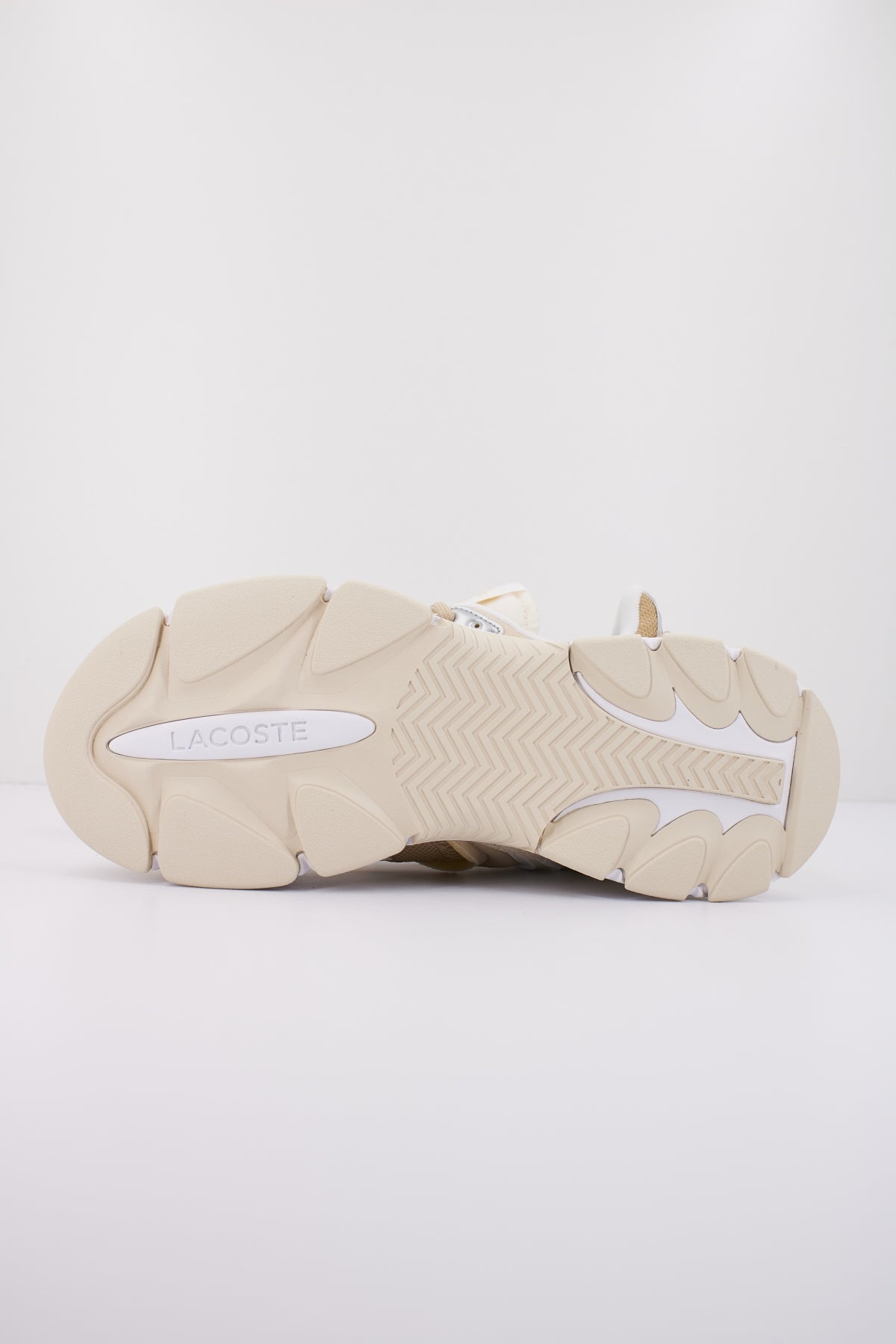 LACOSTE NEO TEXTILE en color BEIS (4)