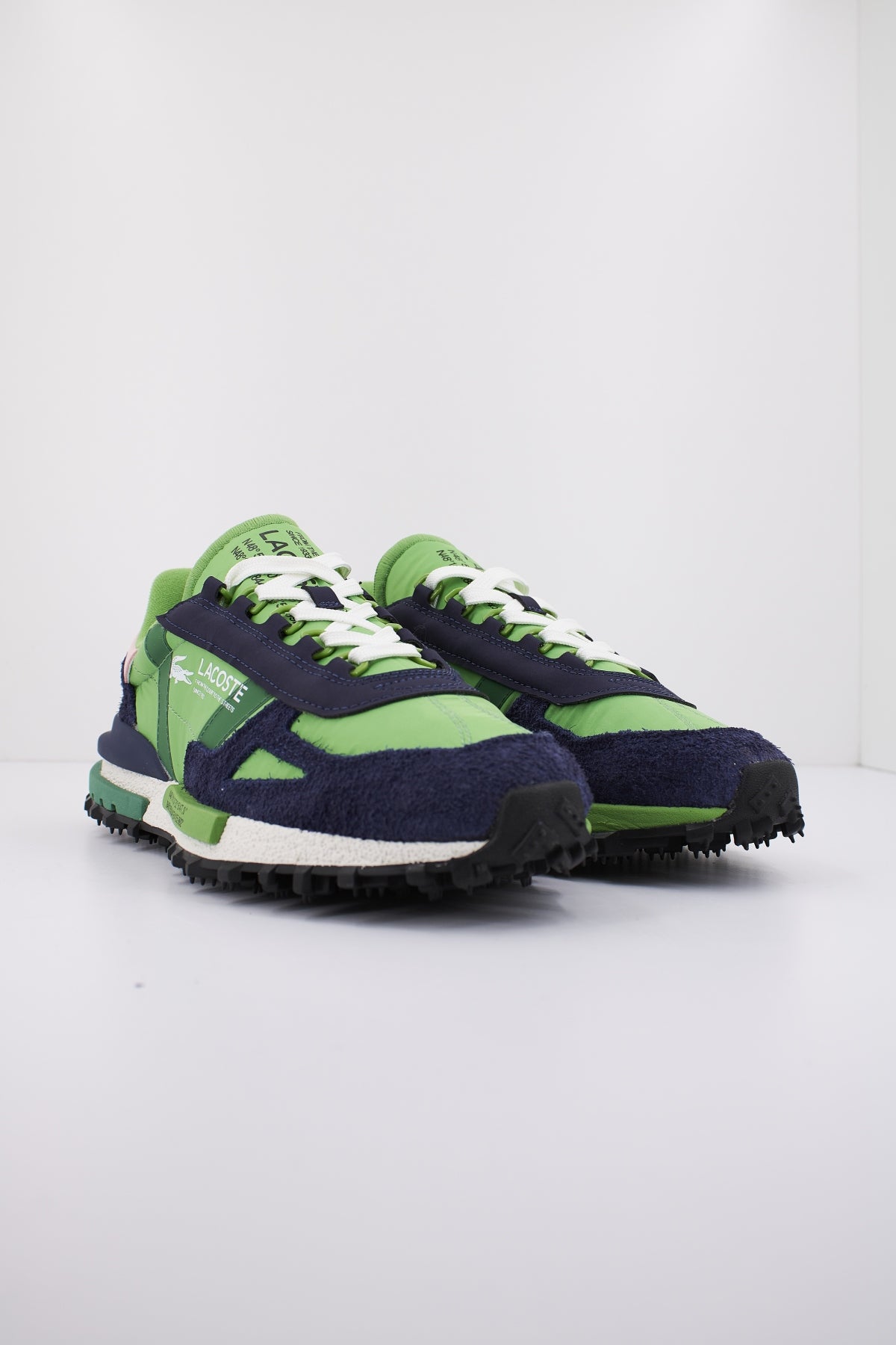 LACOSTE ELITE ACTIVE en color VERDE (2)