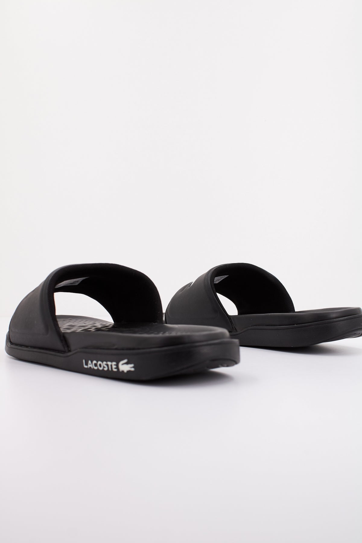 LACOSTE SERVE DUAL SYNTHETIC LOGO en color NEGRO (3)