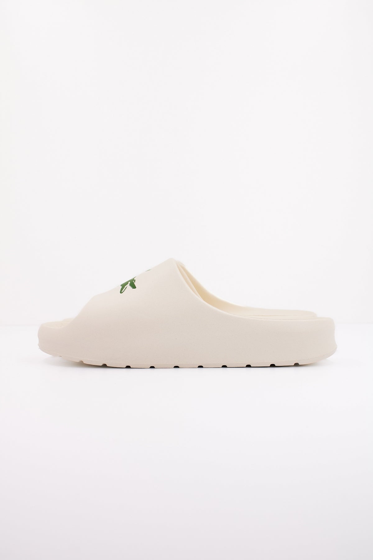 LACOSTE SERVE . SYNTHETIC SLIDE en color BLANCO (1)