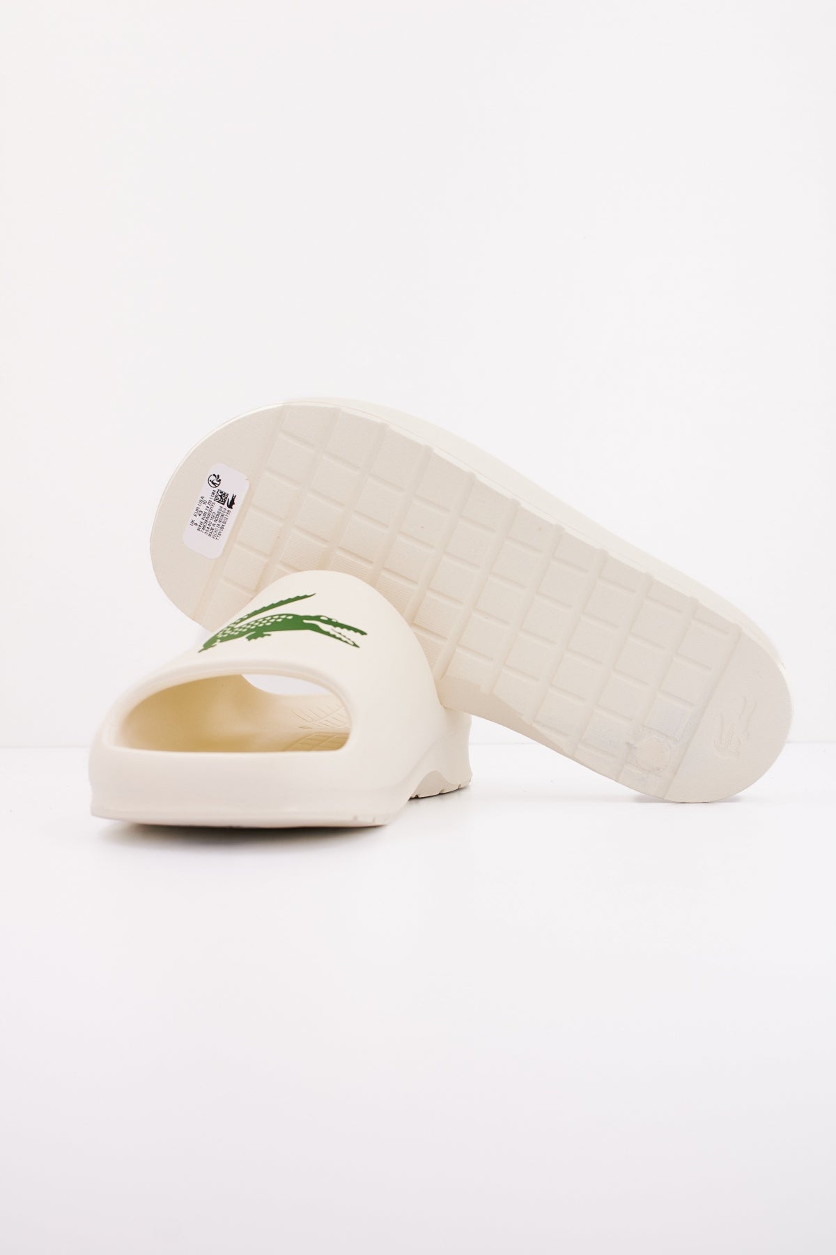 LACOSTE SERVE . SYNTHETIC SLIDE en color BLANCO (4)
