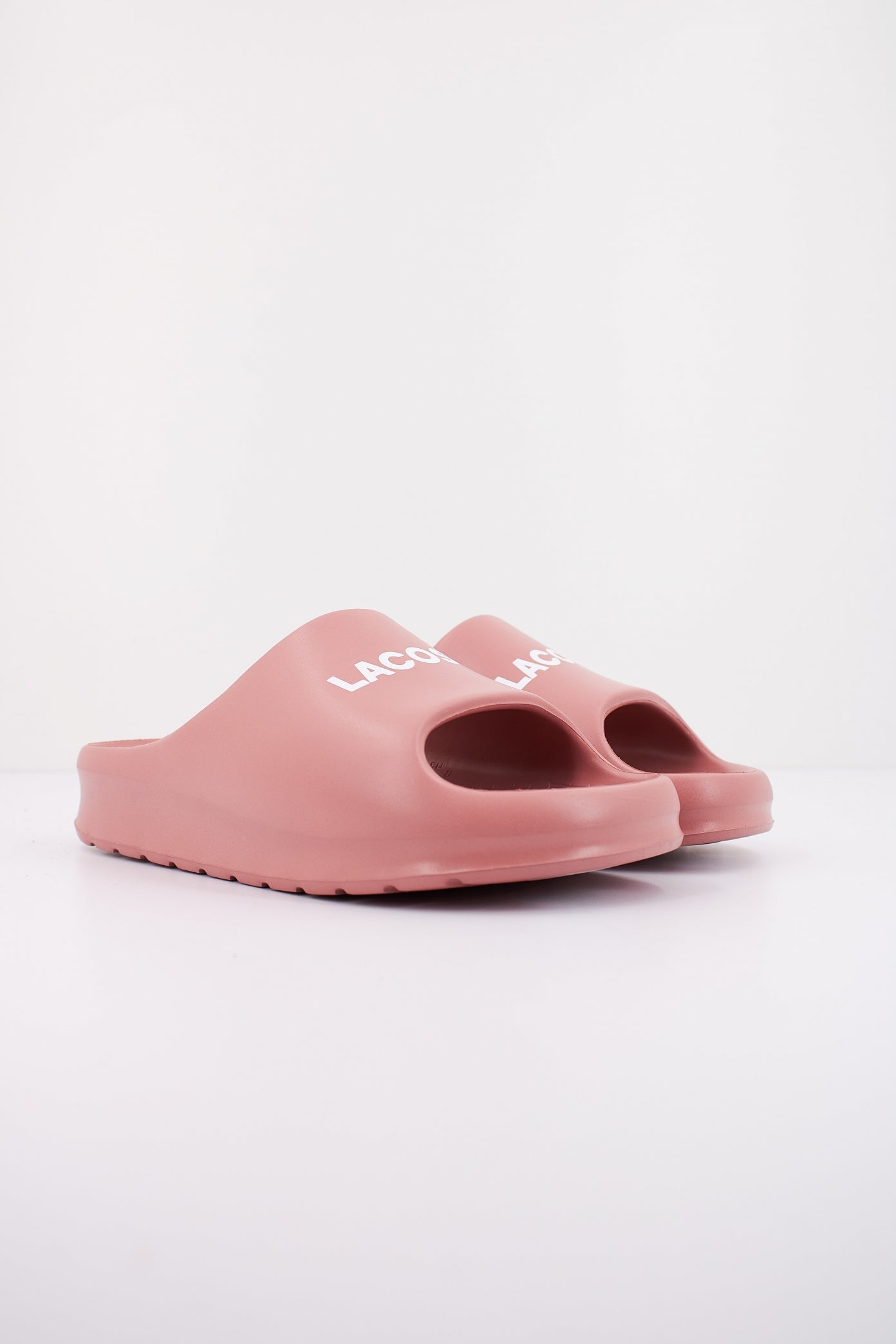 LACOSTE SERVE SLIDE . SYNTHETIC en color ROSA (2)