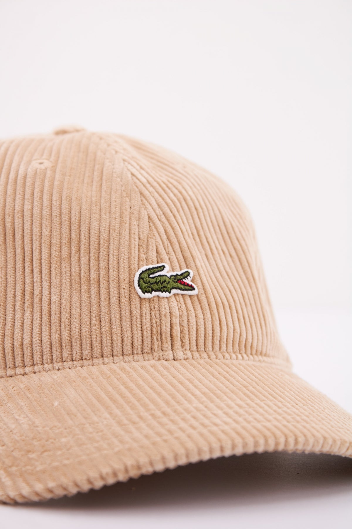 LACOSTE RK CAP en color MARRON CLARO (4)