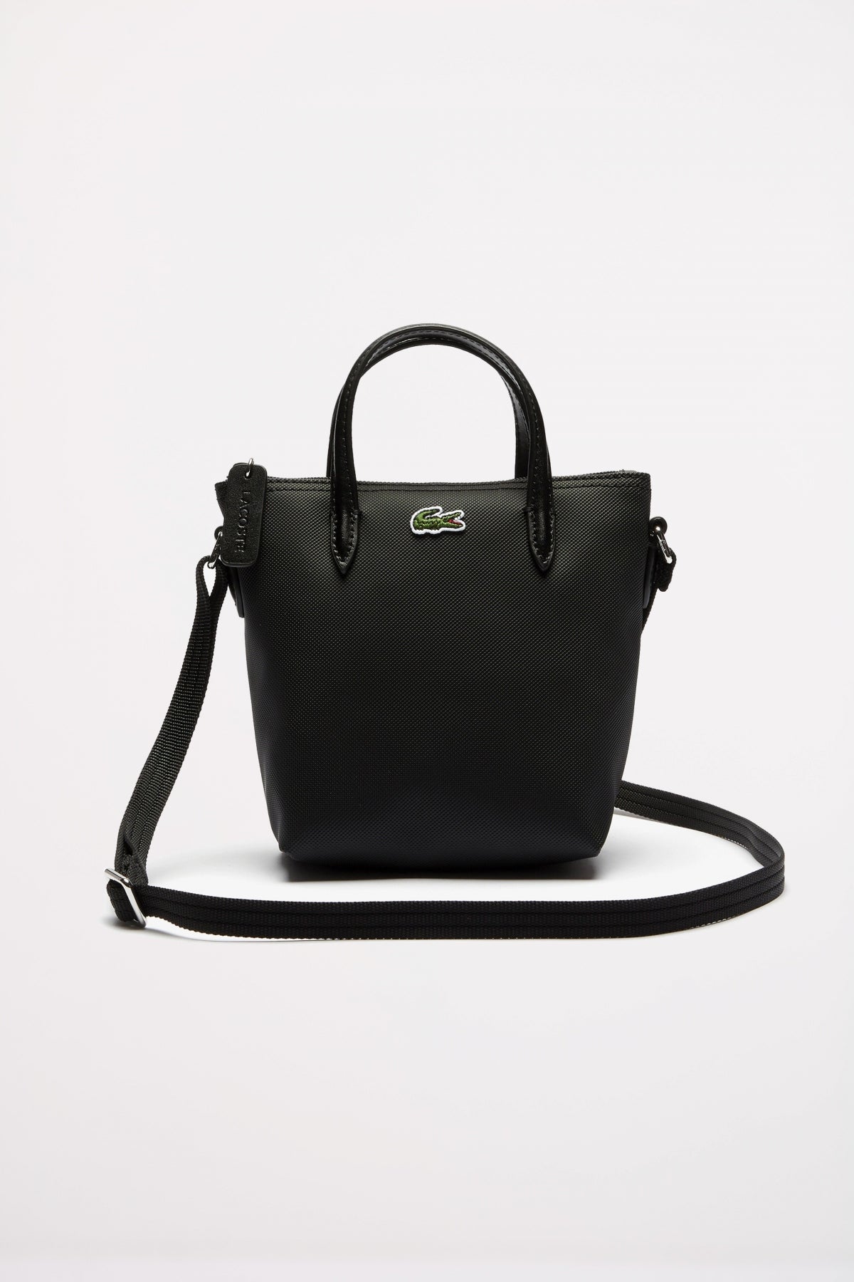 LACOSTE CONCEPT TOTE MIN en color NEGRO (1)