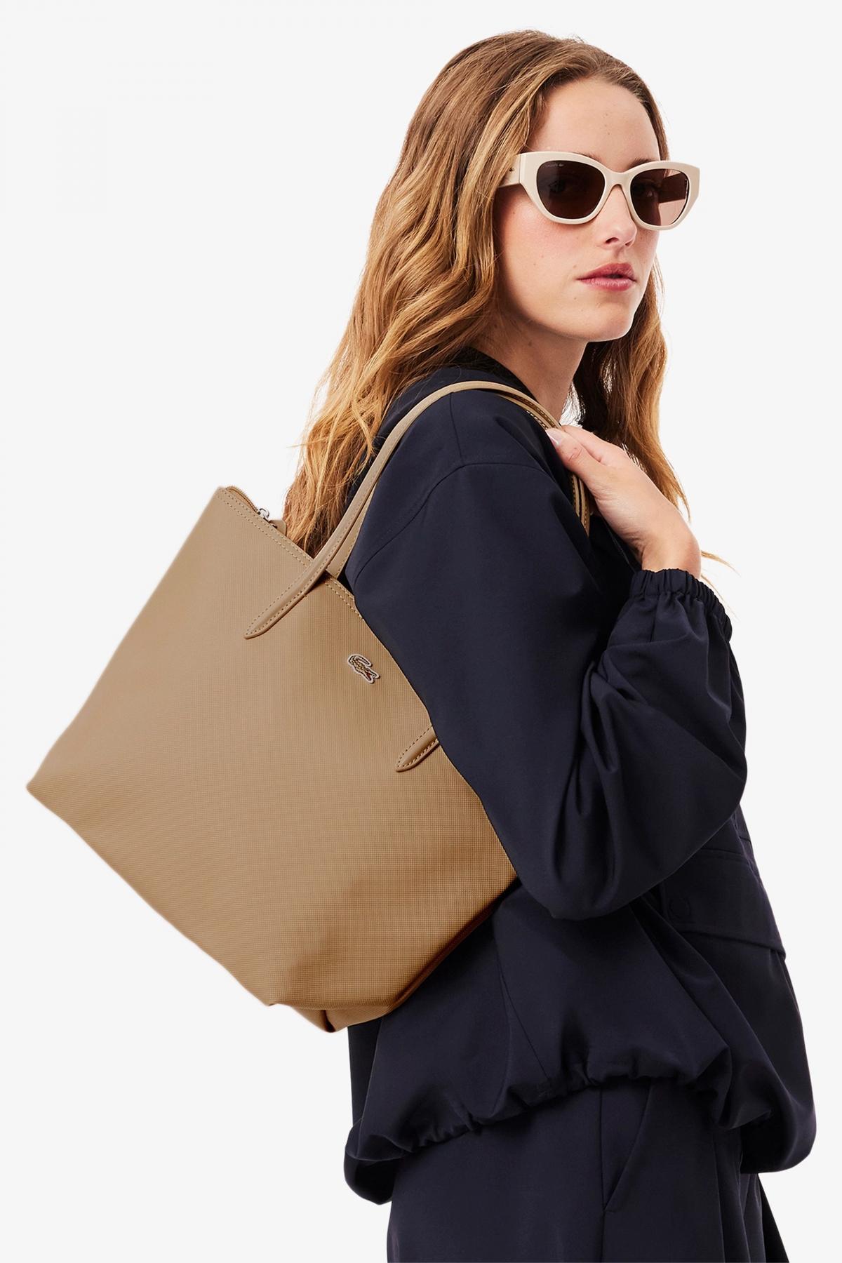 LACOSTE L.. CONCEPT SMALL SHOP en color MARRON CLARO (3)