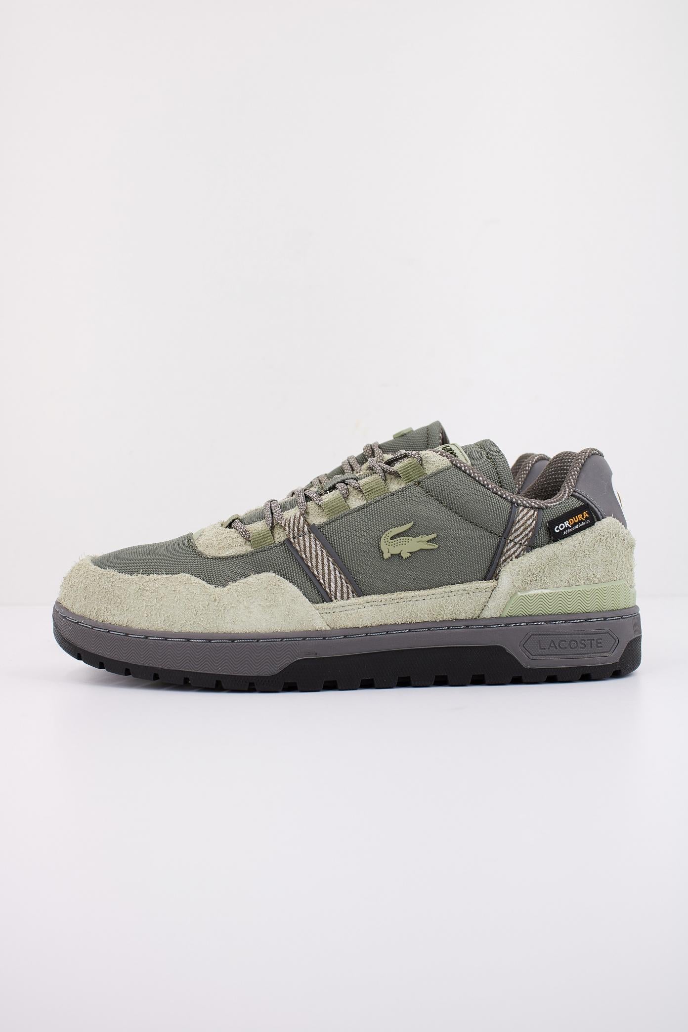 LACOSTE T-CLIP WINTER OUTDOOR en color VERDE (1)