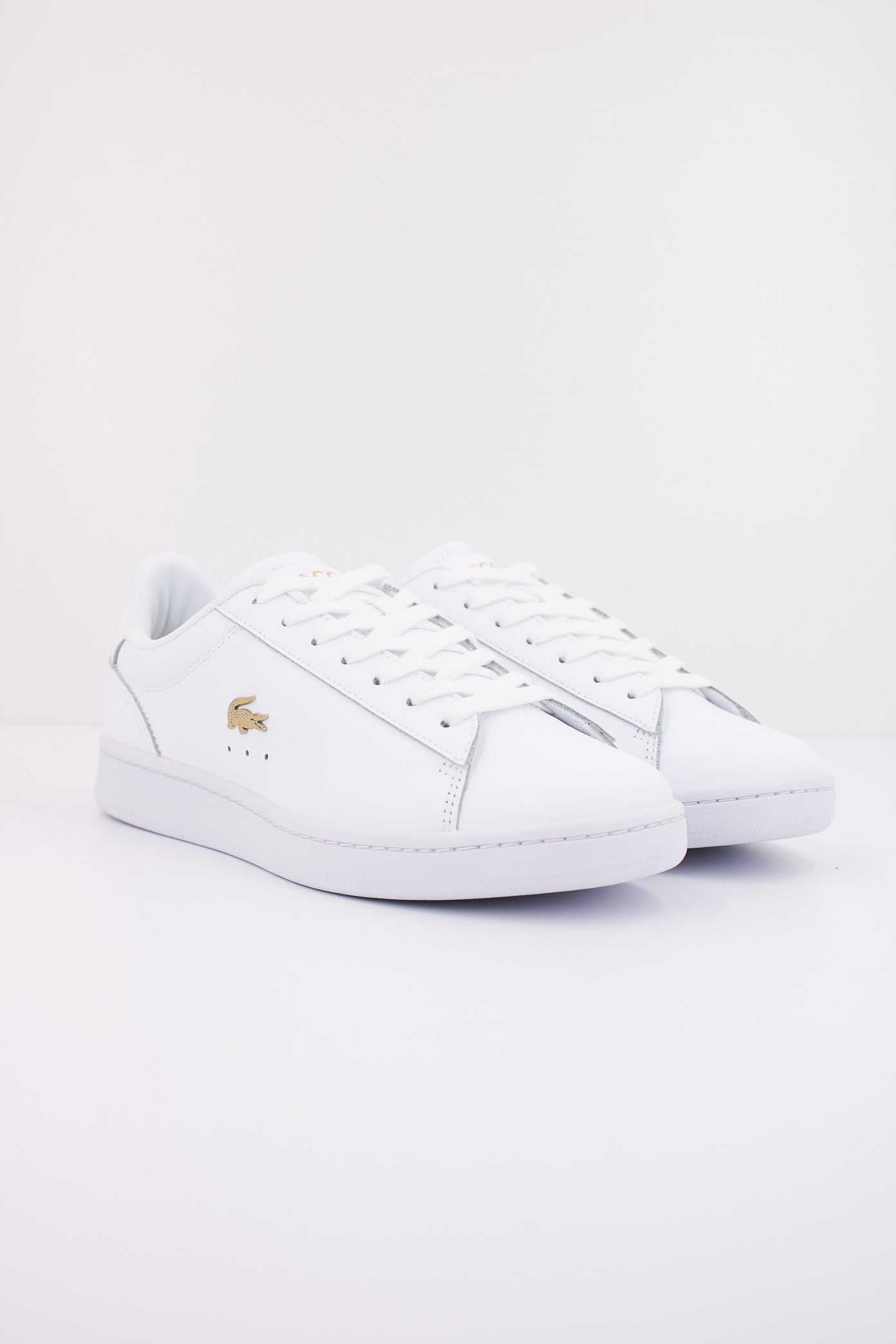 LACOSTE CARNABY en color BLANCO (2)