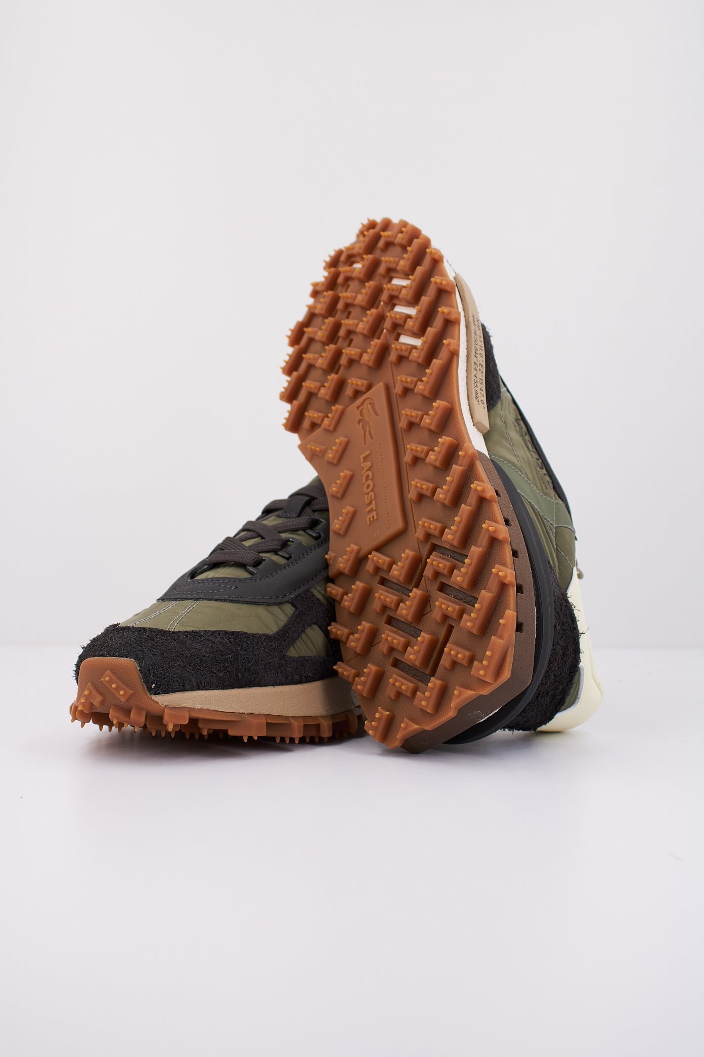 LACOSTE ELITE ACTIVE en color VERDE (5)