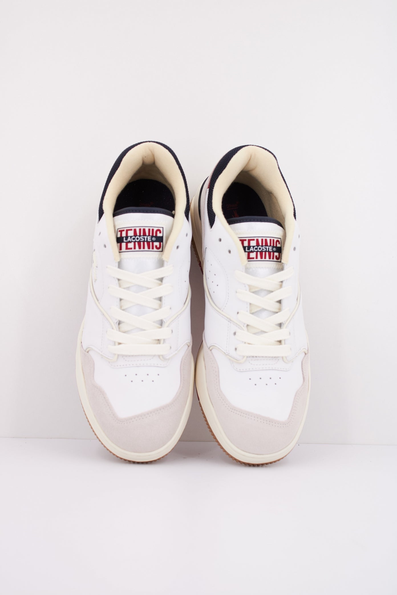LACOSTE LINESHOT en color BLANCO (3)