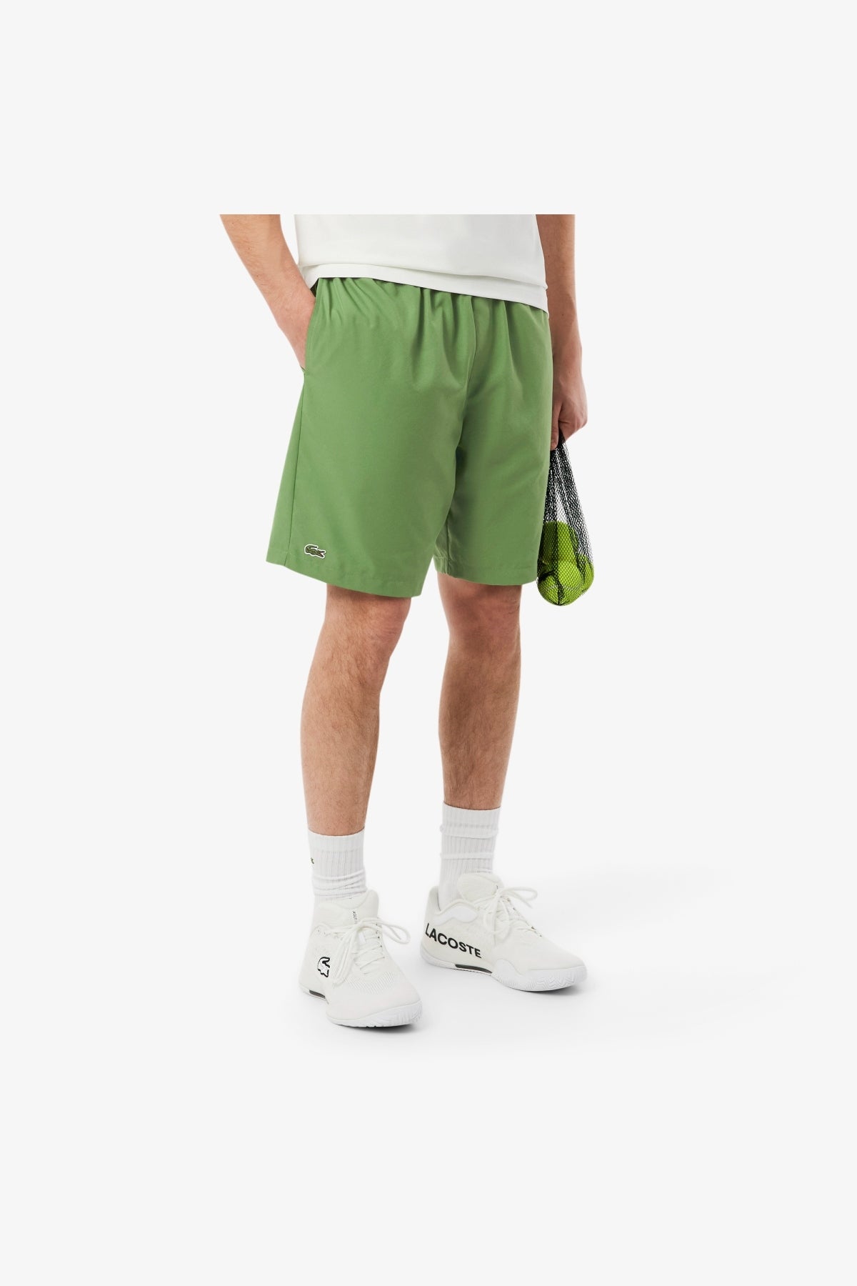 LACOSTE GHT SHORTS en color VERDE (5)