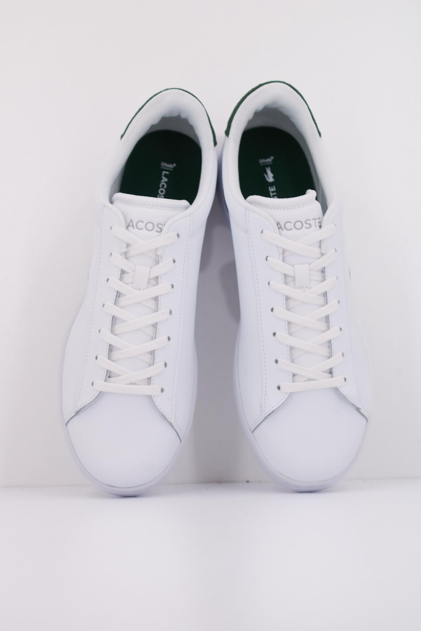 LACOSTE MEN'S CARNABY SET SNEAKER en color BLANCO (3)