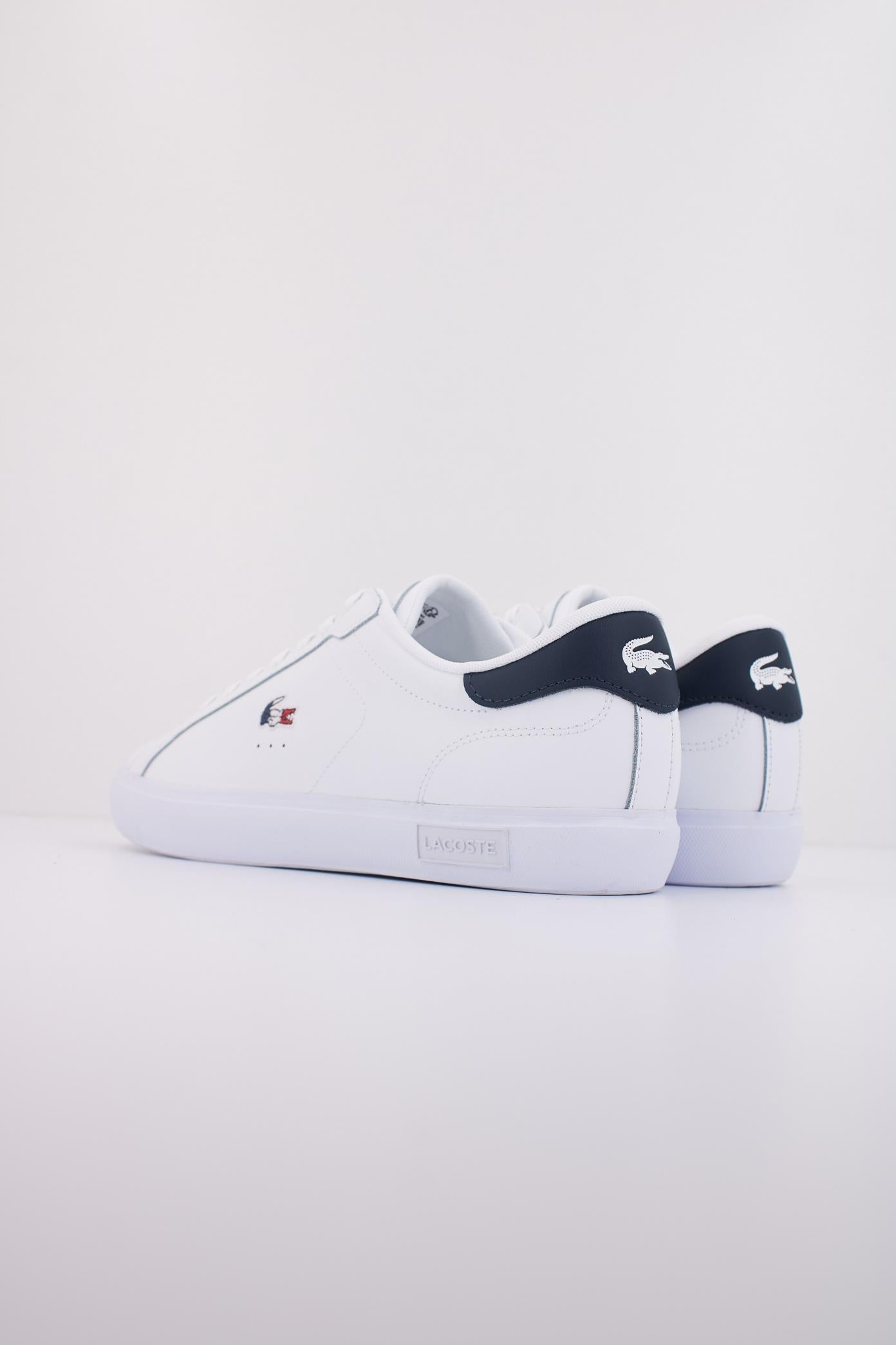 LACOSTE POWERCOURT en color BLANCO (4)
