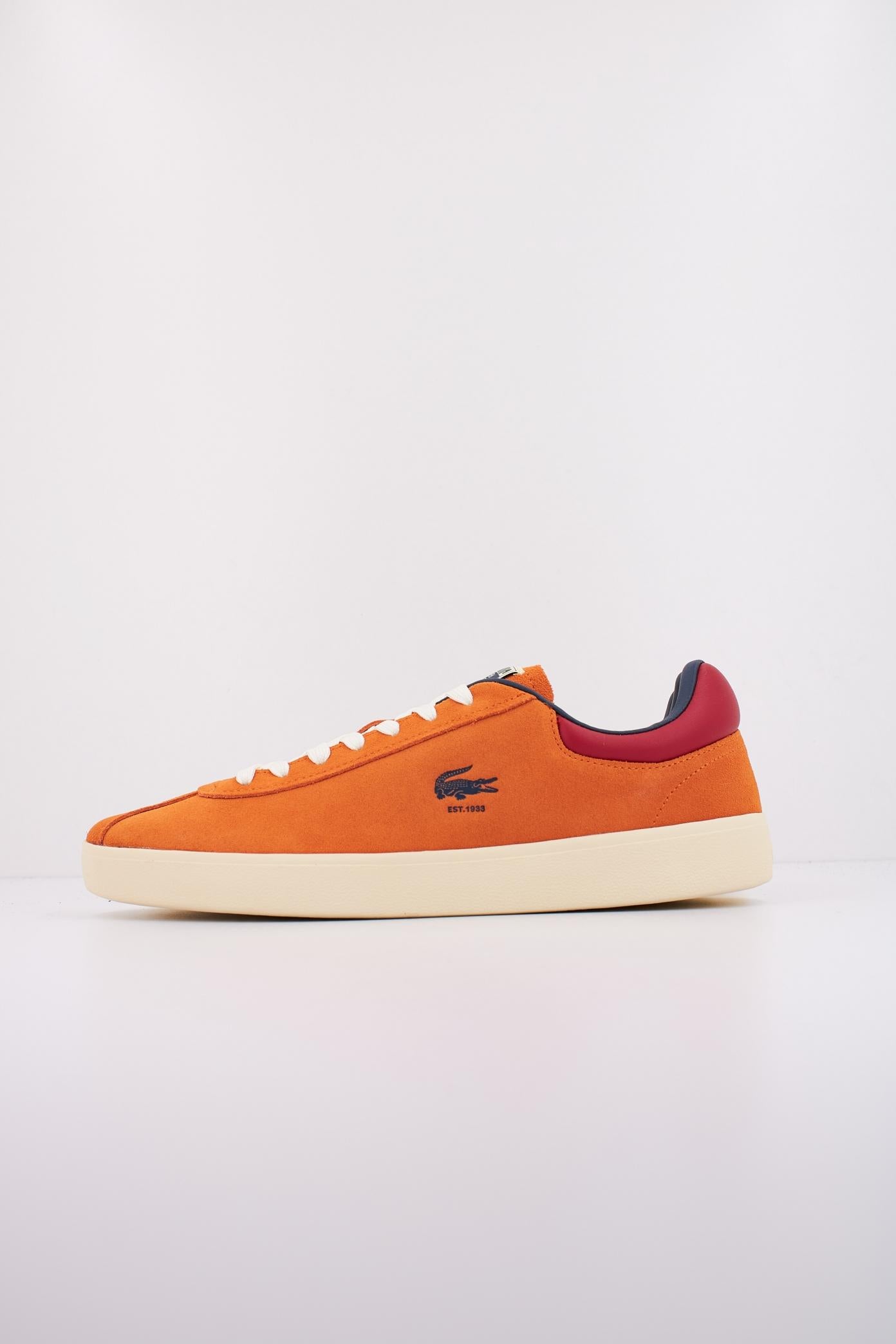 LACOSTE BASESHOT en color NARANJA (1)