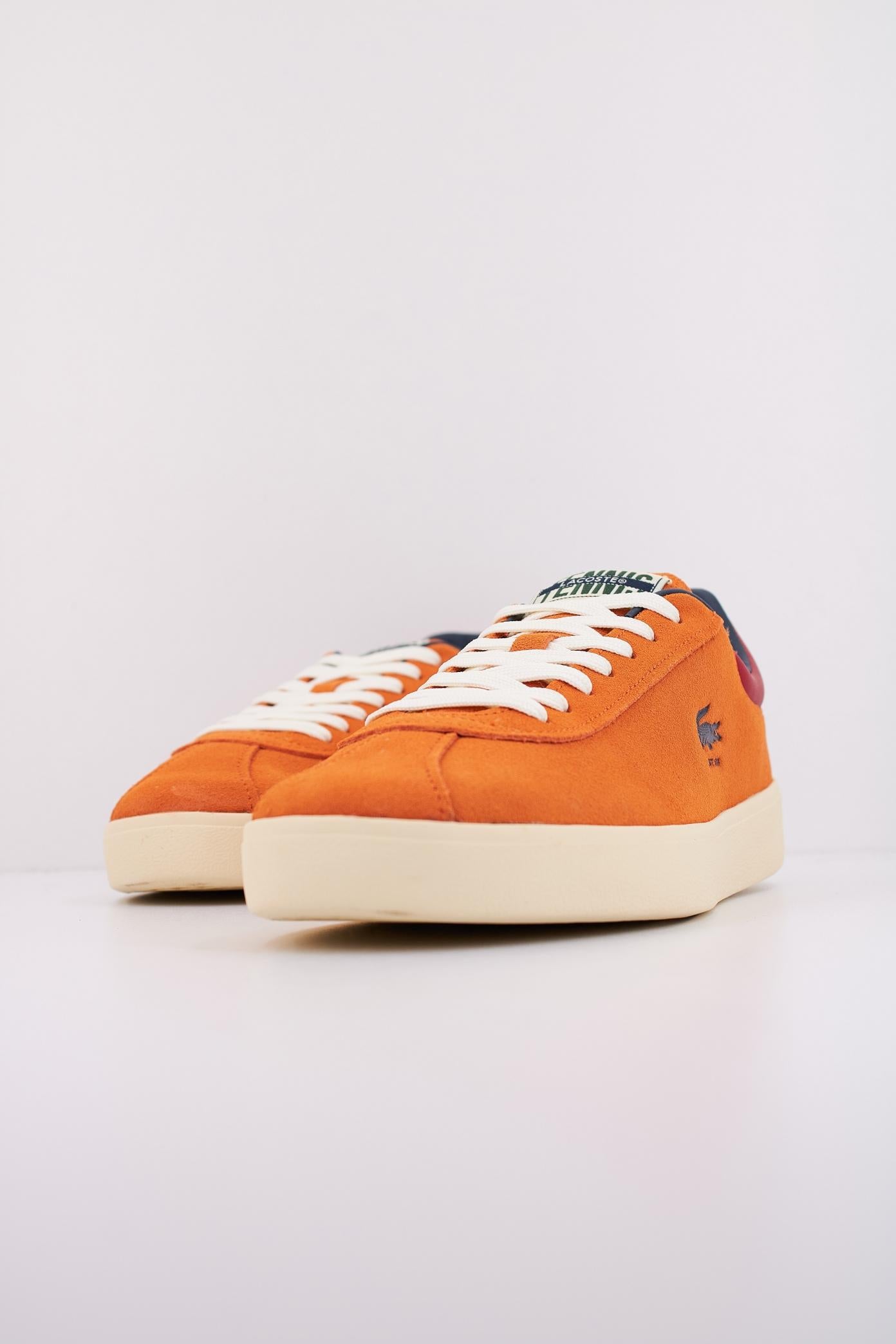LACOSTE BASESHOT en color NARANJA (2)