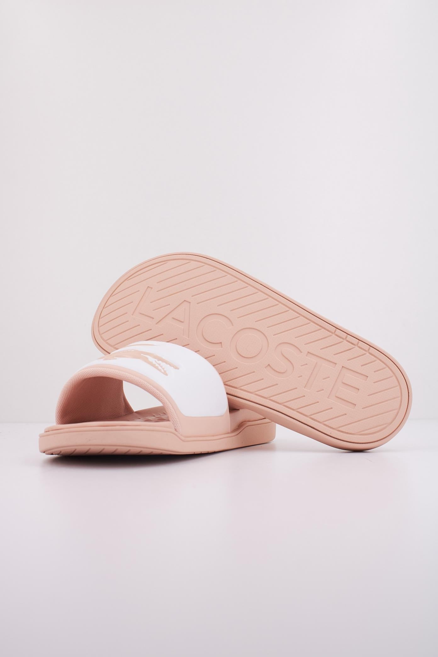LACOSTE SERVE SLIDE DUAL en color ROSA (5)