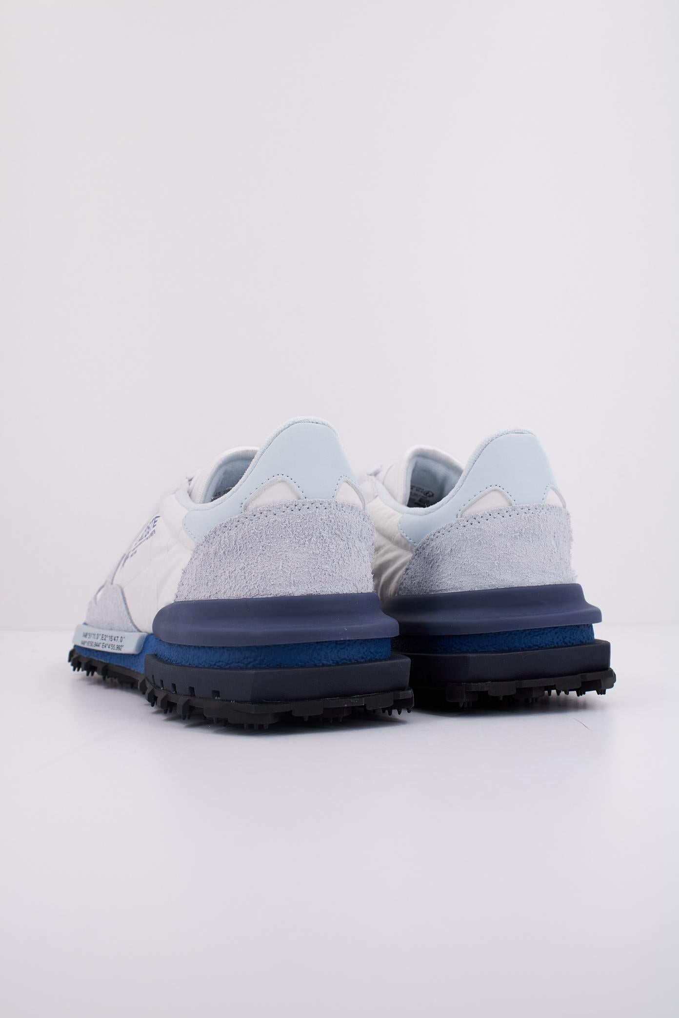 LACOSTE ELITE ACTIVE en color BLANCO (4)