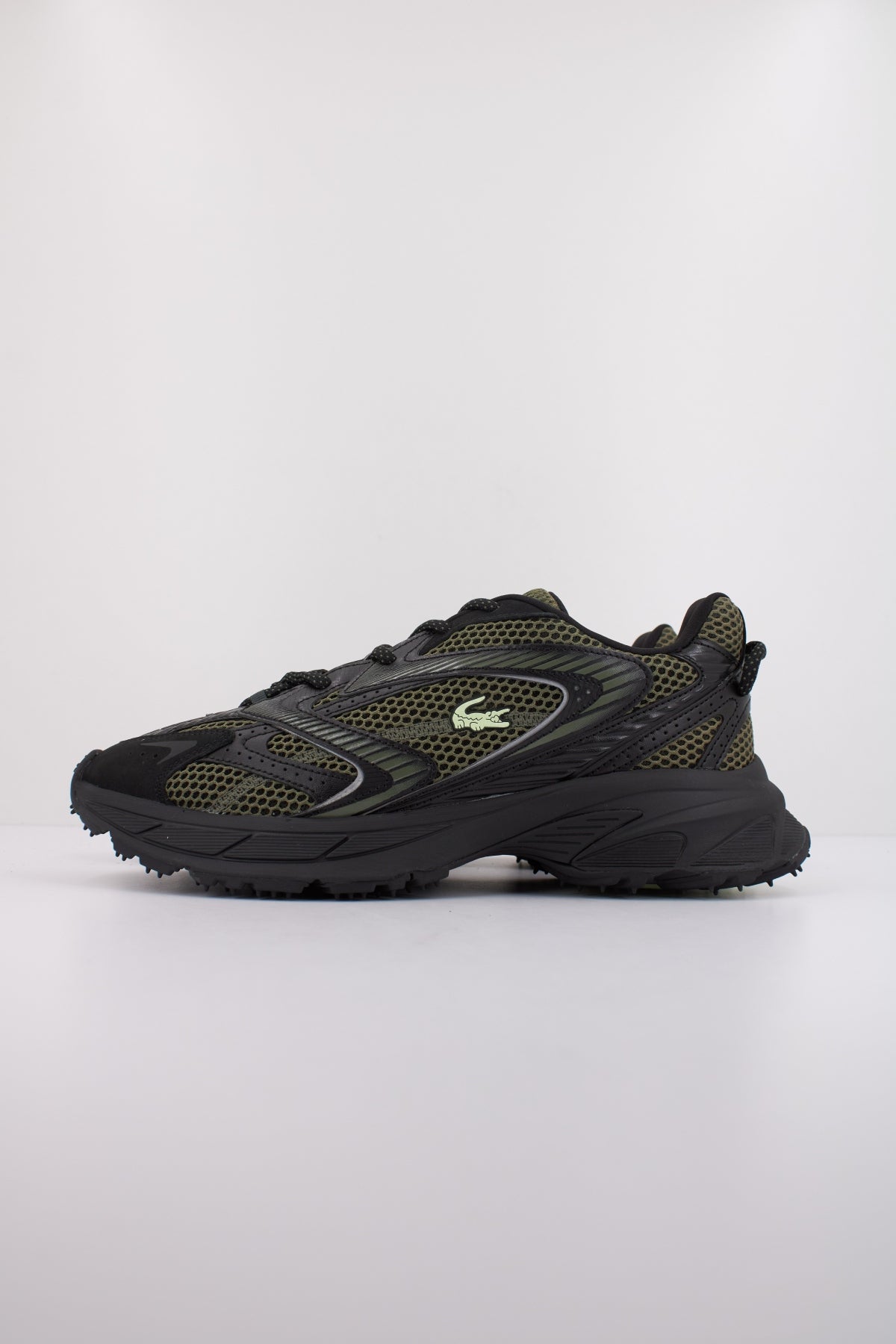 LACOSTE SMA en color NEGRO (1)