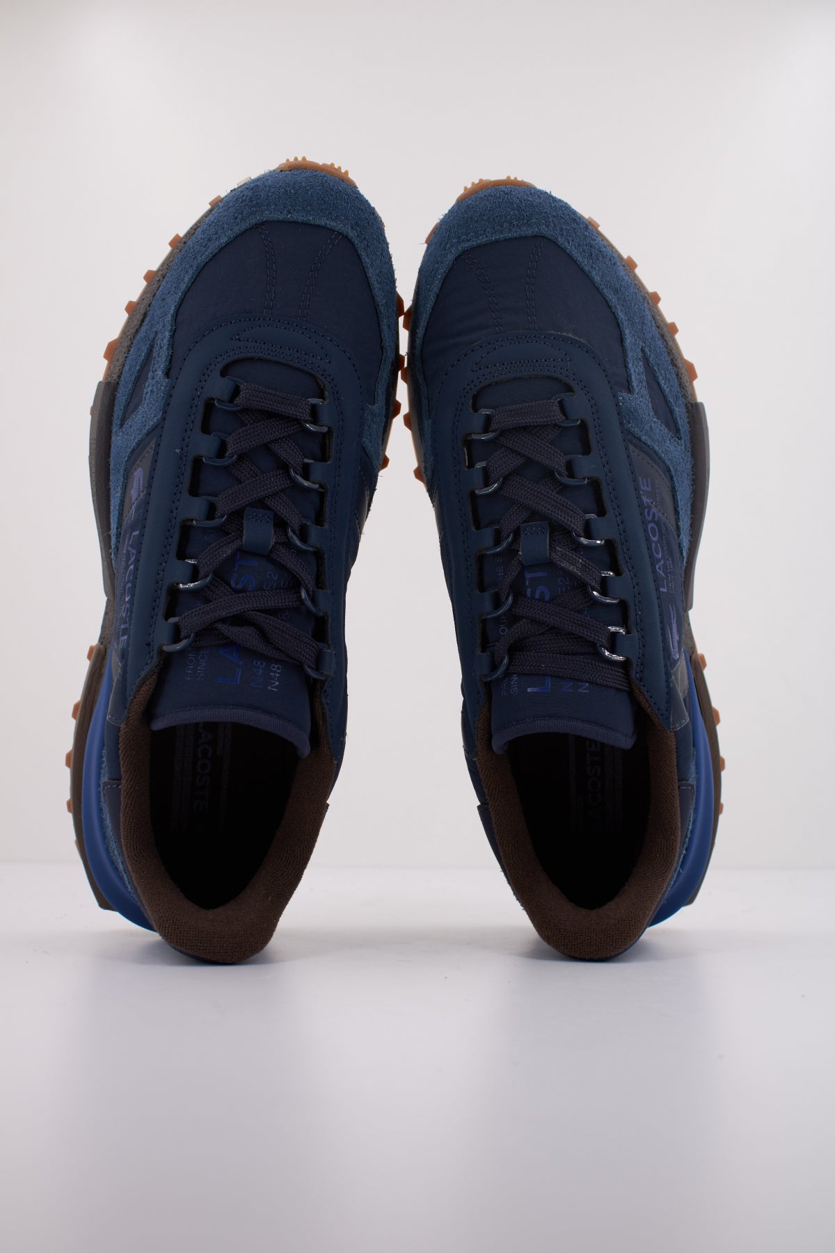LACOSTE MEN'S ELITE ACTIVE SNEAKE en color AZUL (3)