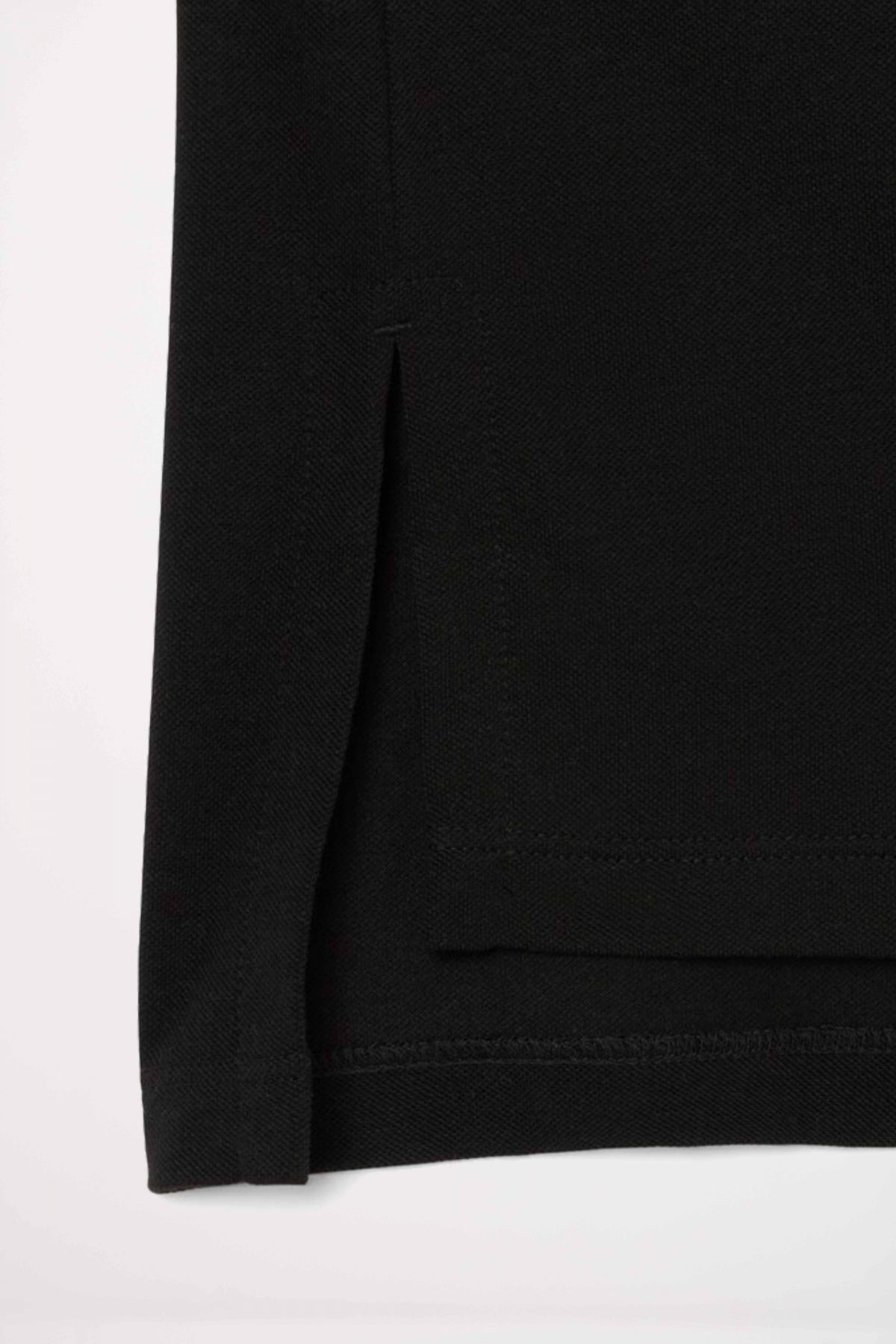 LACOSTE RELAXED FIT FLUID PIQUE POLO SHIRT en color NEGRO (3)