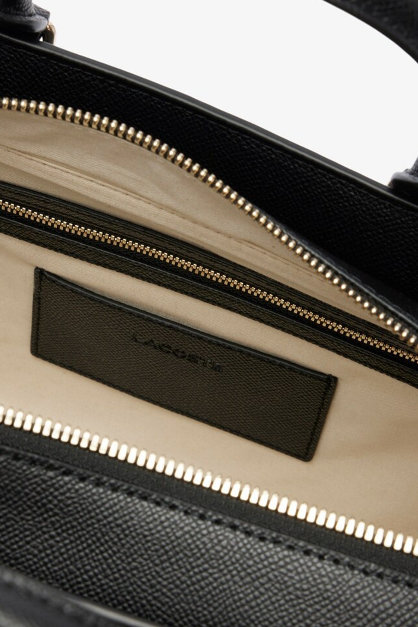 LACOSTE CHAMPS ELYSEES MEDIUM TOTE en color NEGRO (4)
