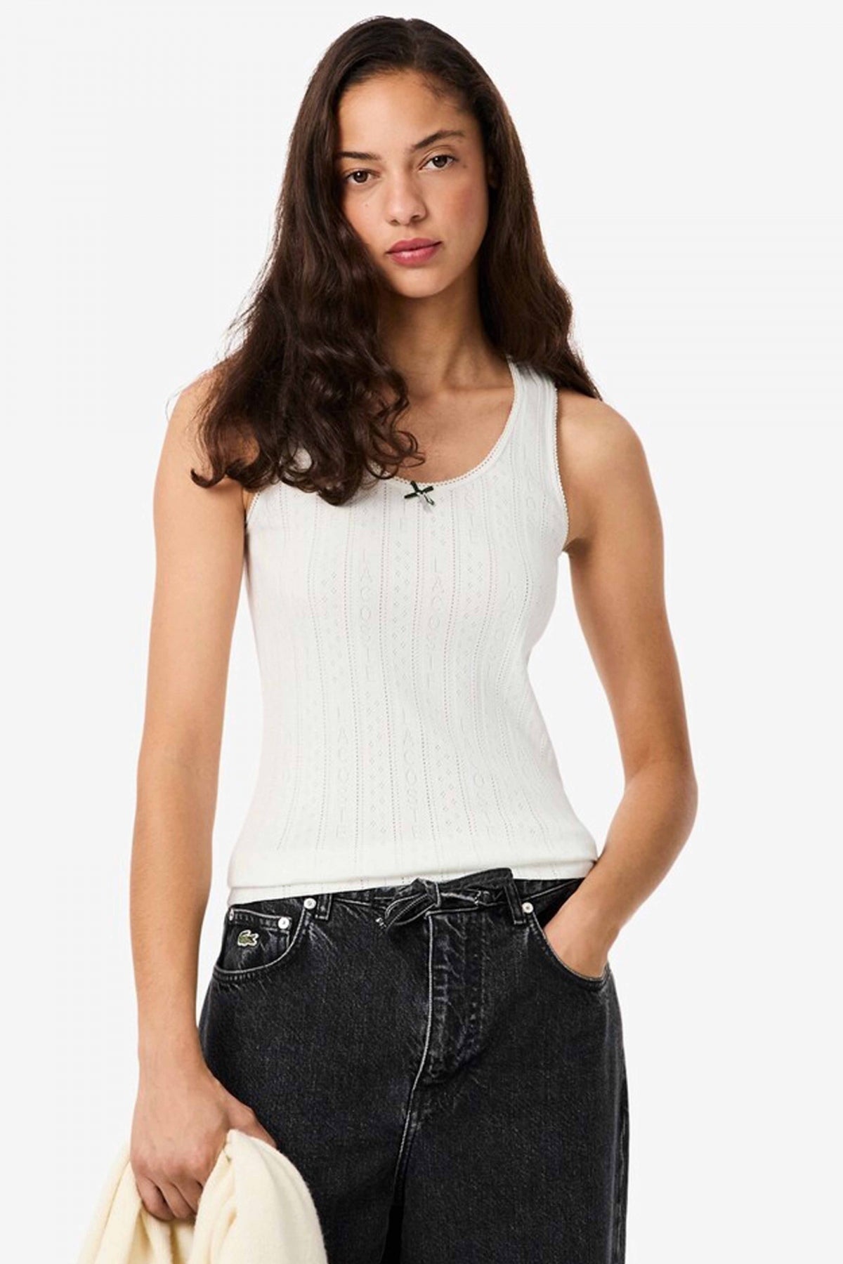 LACOSTE SLIM FIT POINTELLE COTTON TANK TOP en color BLANCO (1)