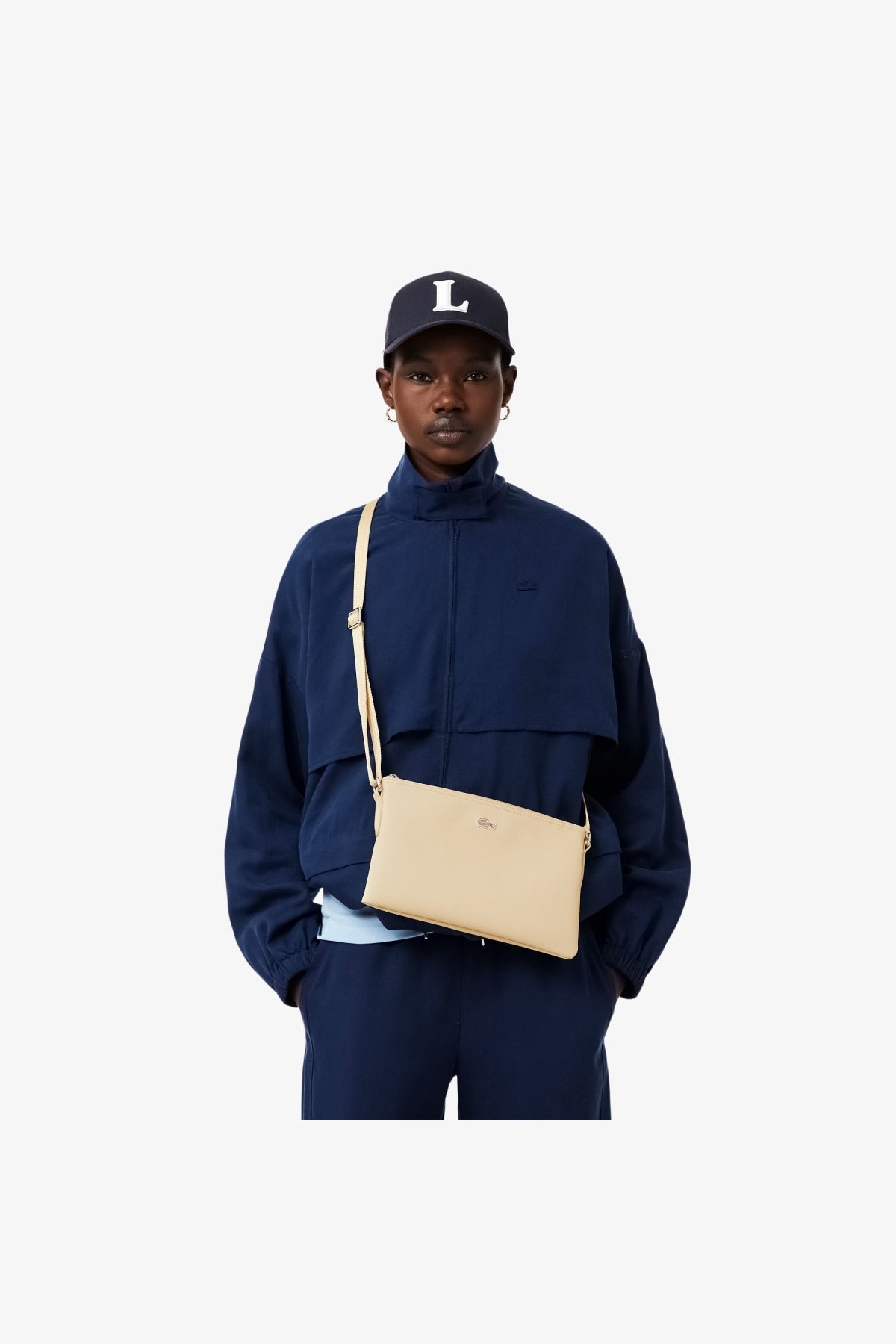 LACOSTE NFPK en color BEIS (4)