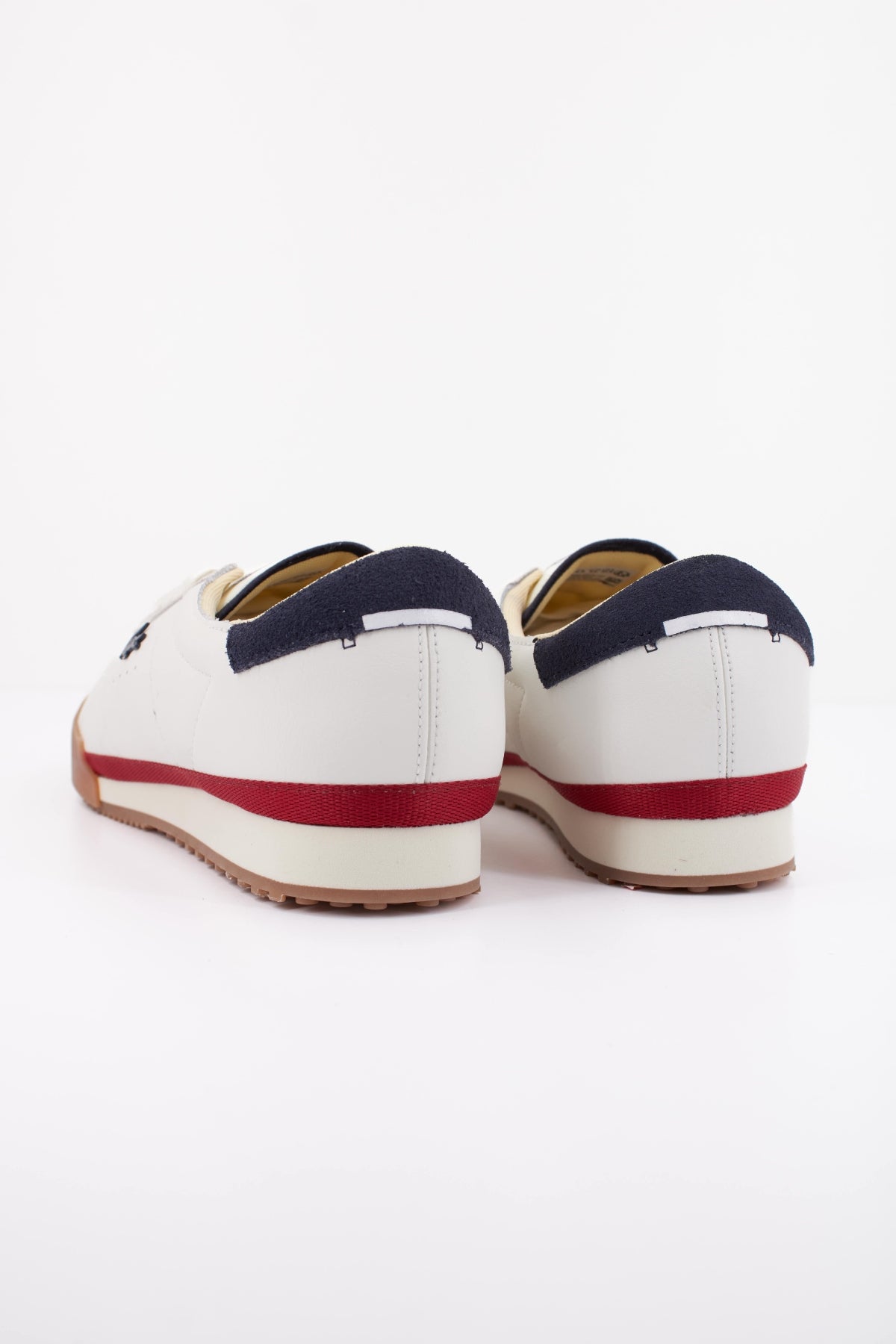 LACOSTE AURA en color BLANCO (4)