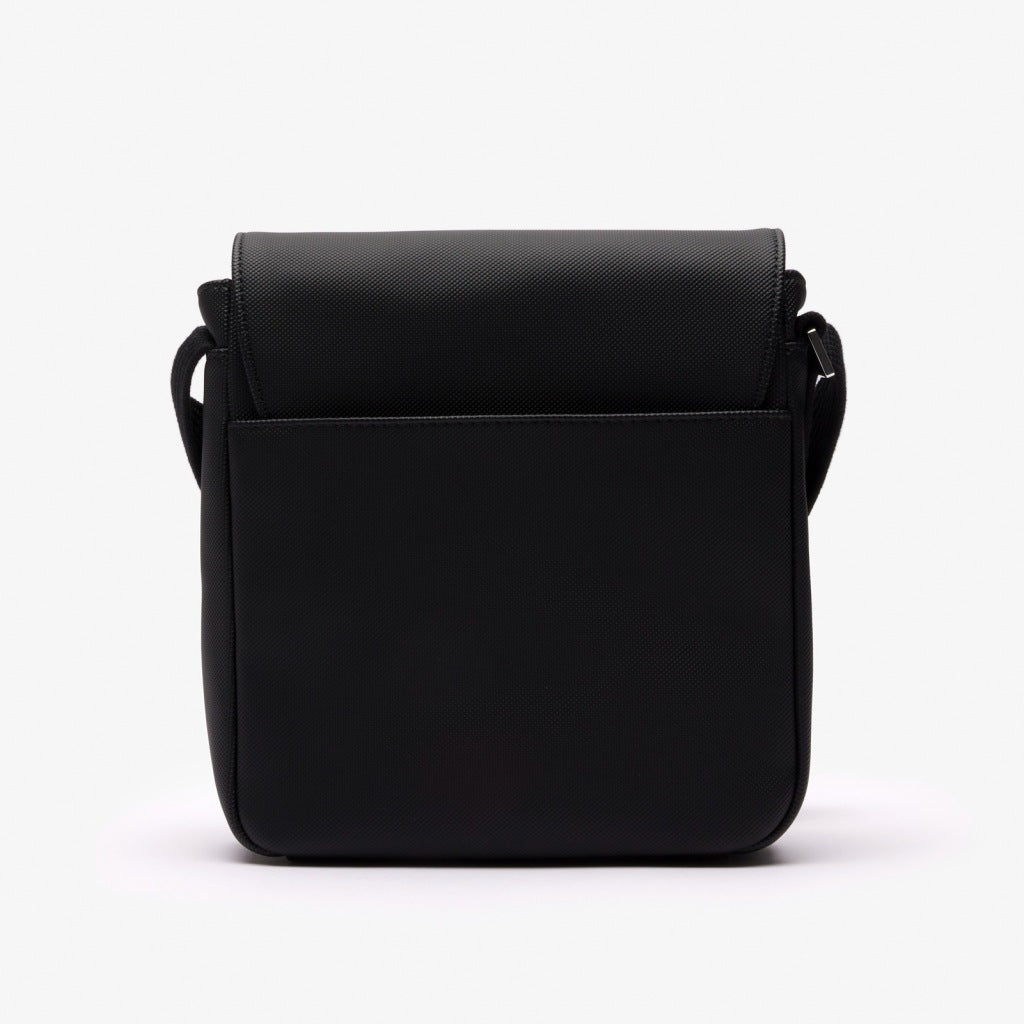 LACOSTE NHHC FLAP CROSSOVER BAG en color NEGRO (5)