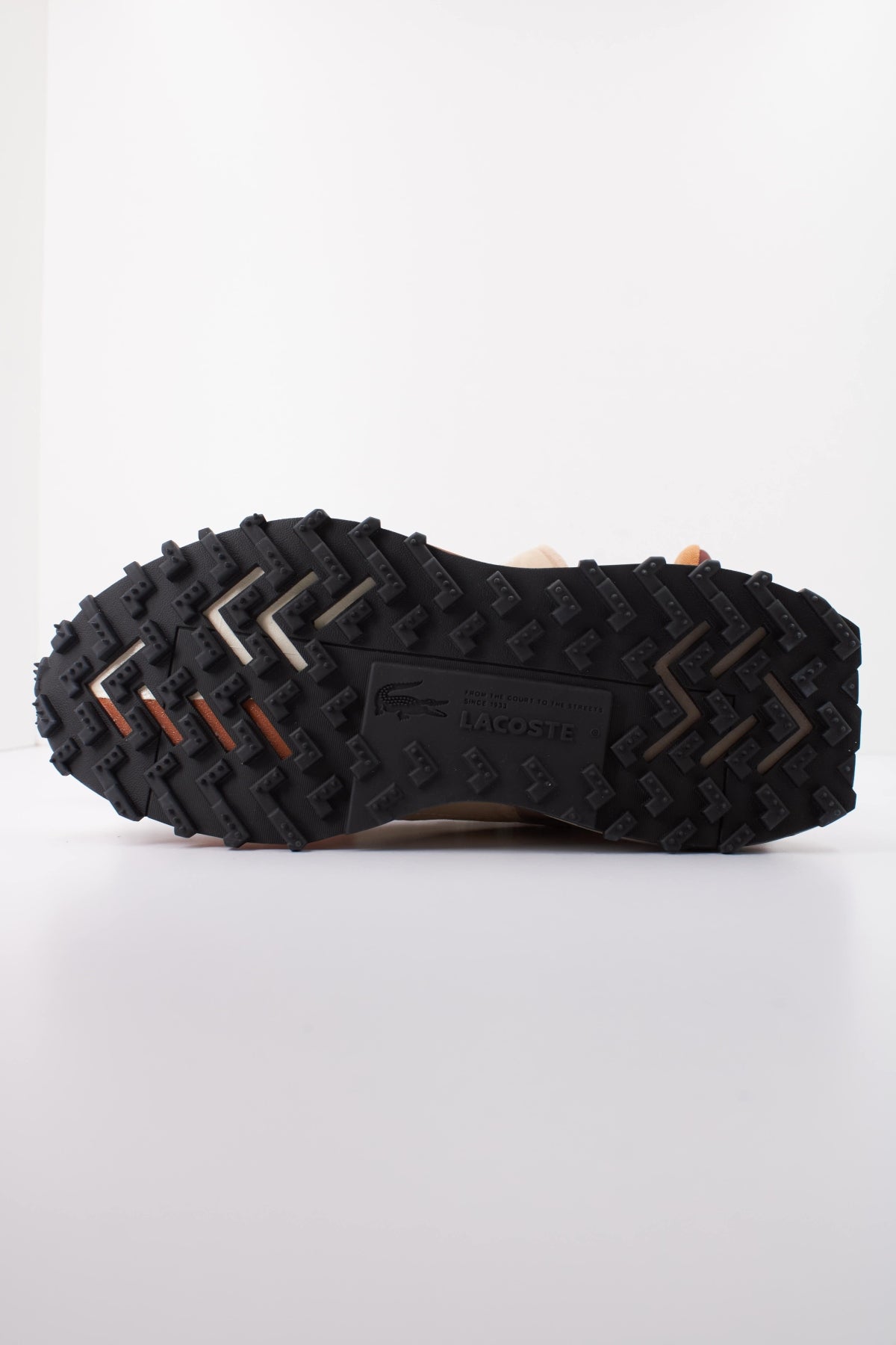 LACOSTE SMA ELITE ACTIVE en color BEIS (5)
