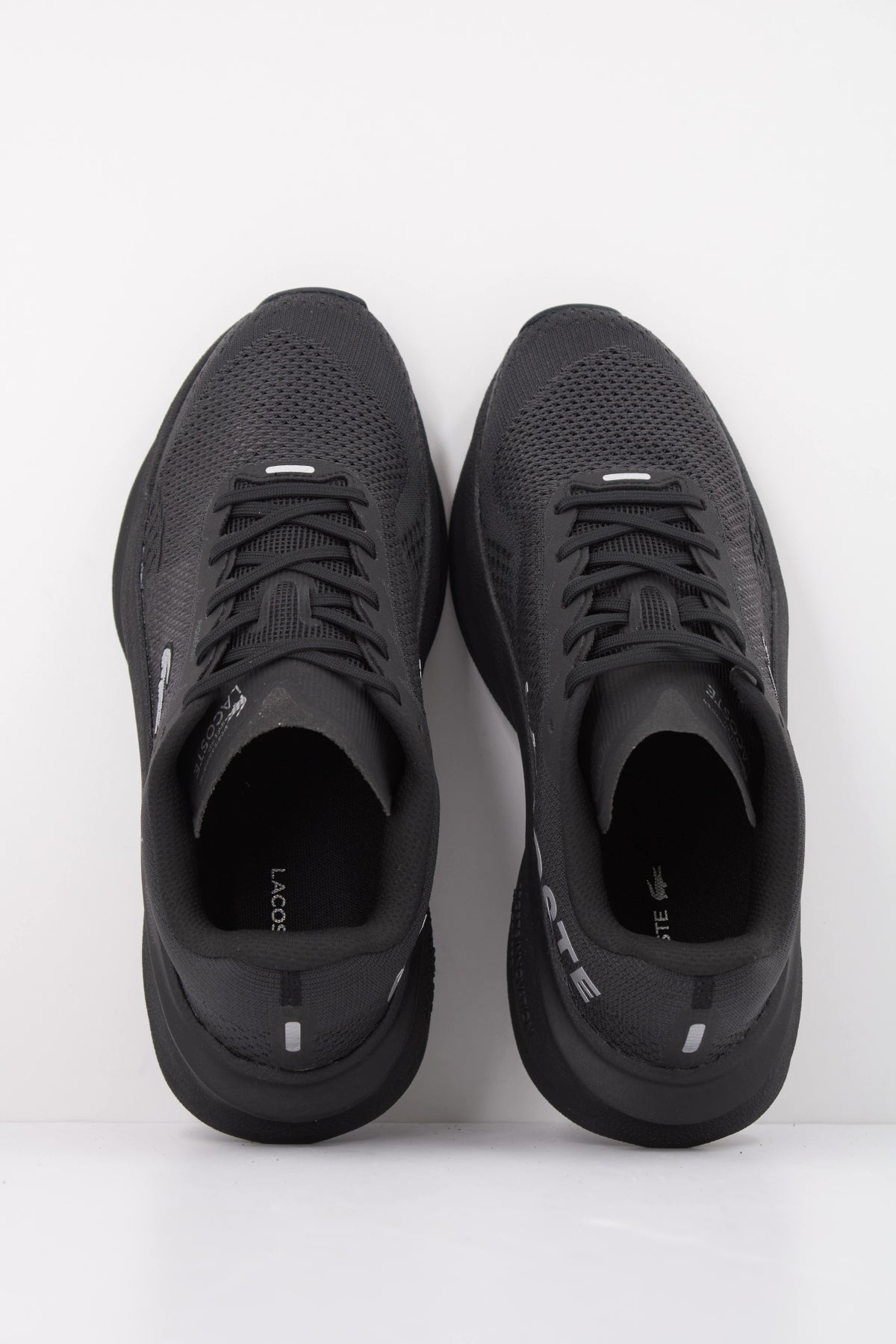 LACOSTE SMA NEO RUN en color NEGRO (3)