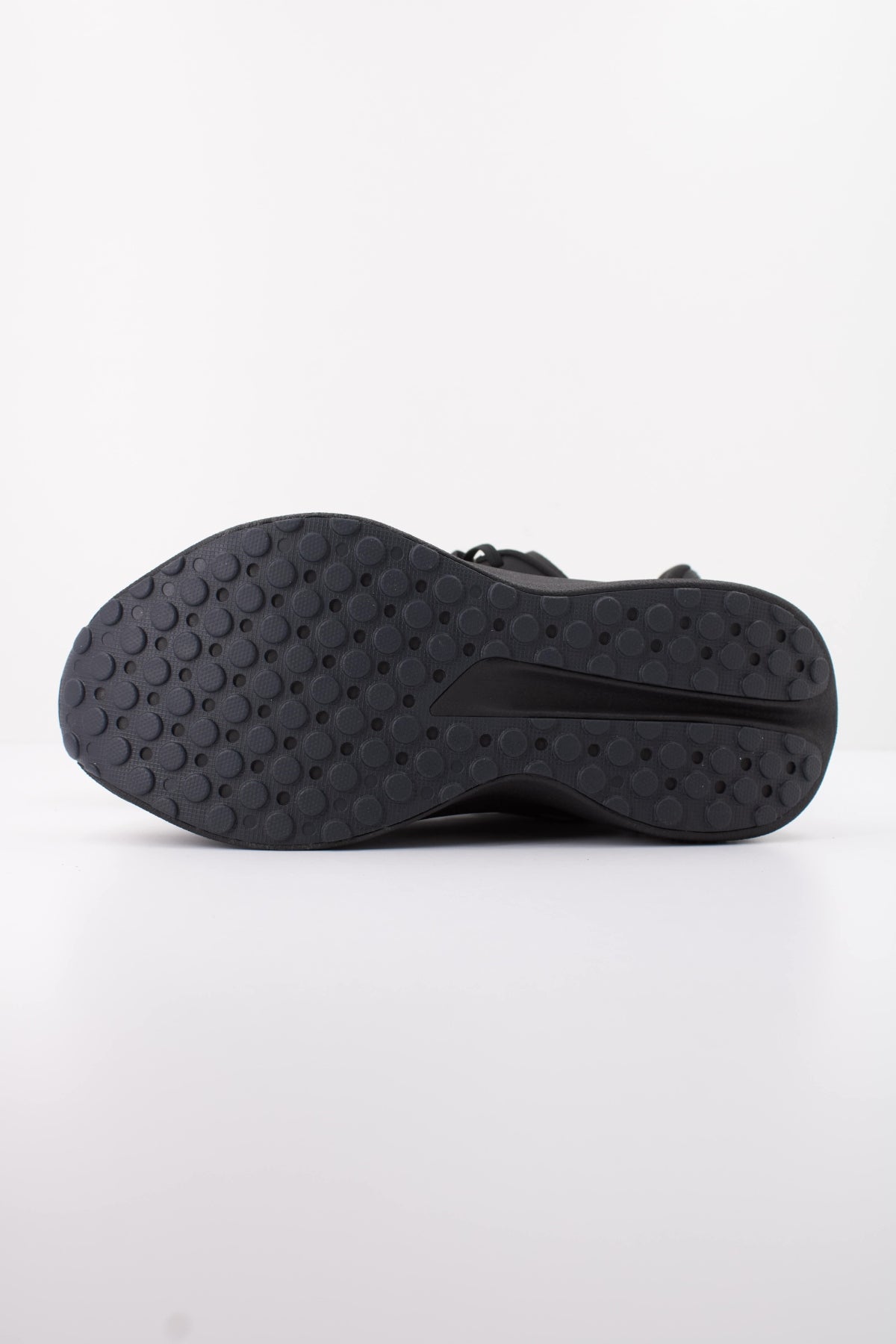 LACOSTE SMA NEO RUN en color NEGRO (5)