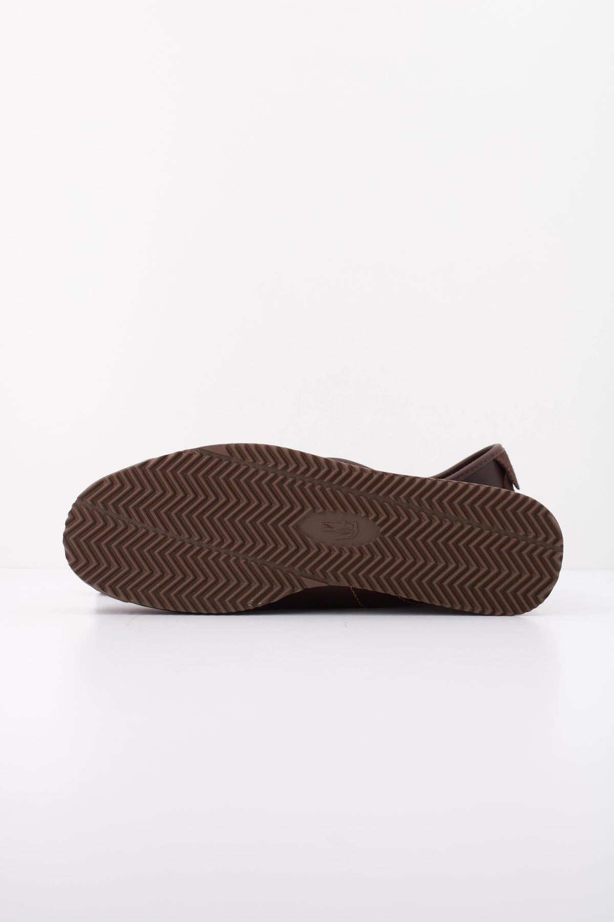 LACOSTE SMA CLUB LOW en color MARRON (5)
